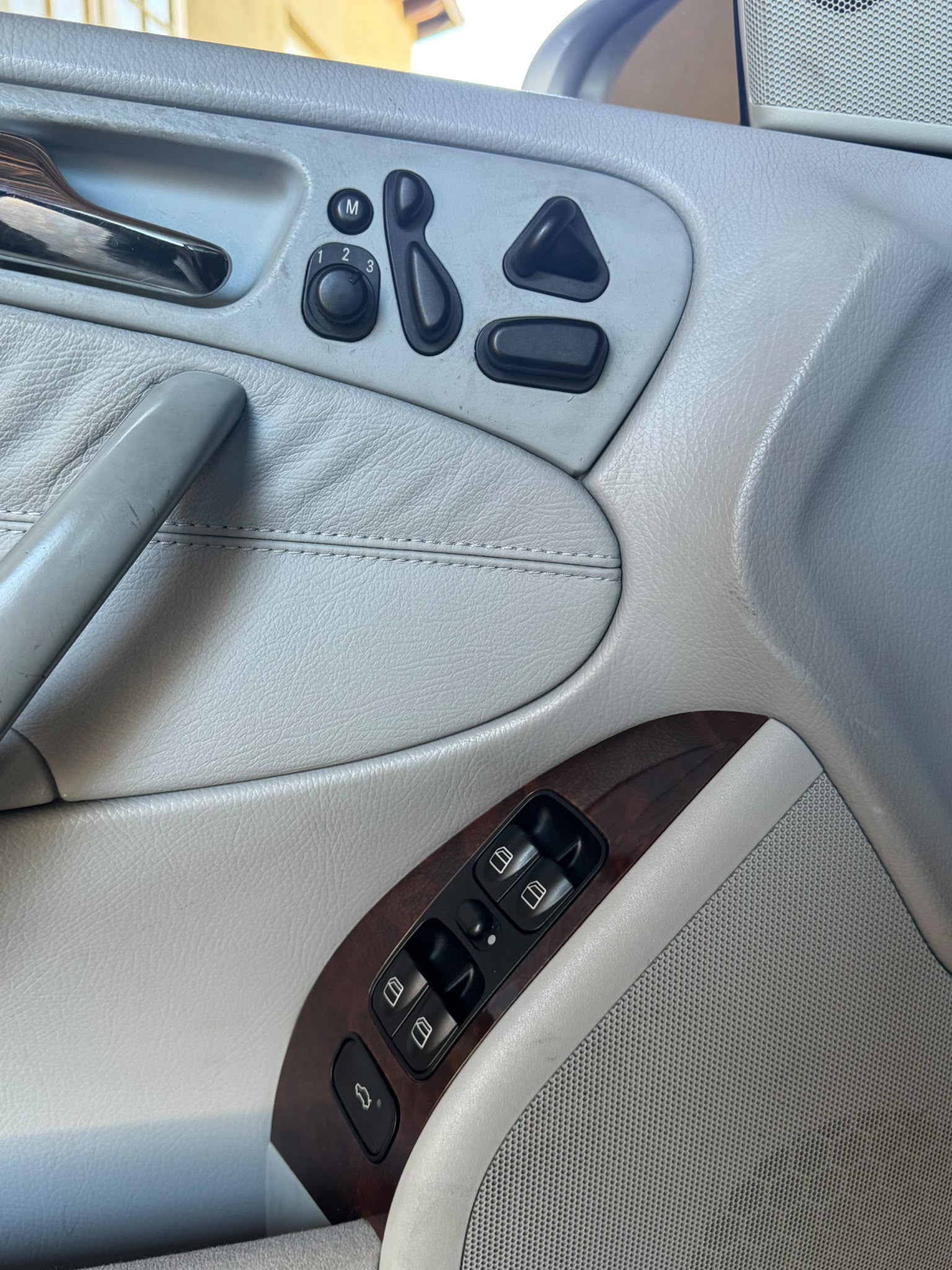 MERCEDES-BENZ C 320 Elégance Automatic-image-7