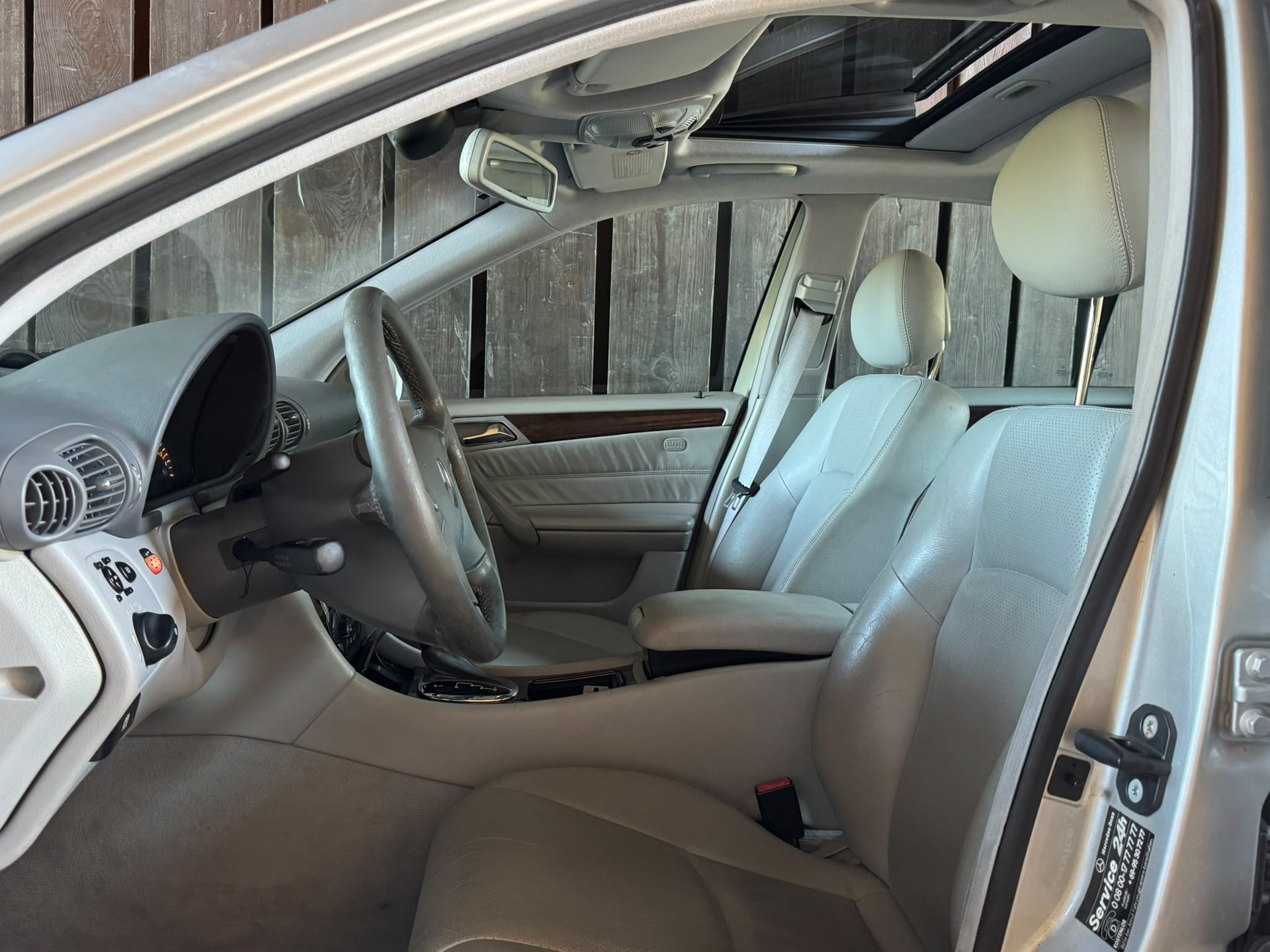 MERCEDES-BENZ C 320 Elégance Automatic-image-5