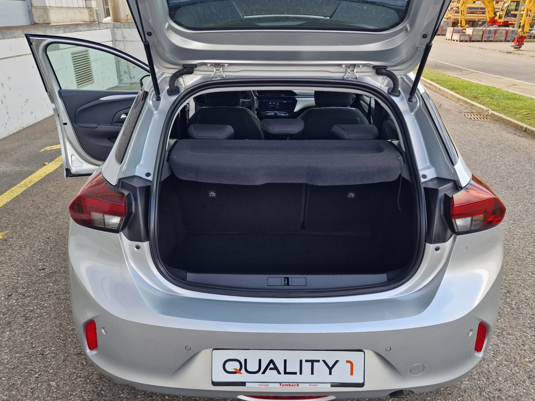 OPEL Corsa 1.2 TP Elegance-image-12
