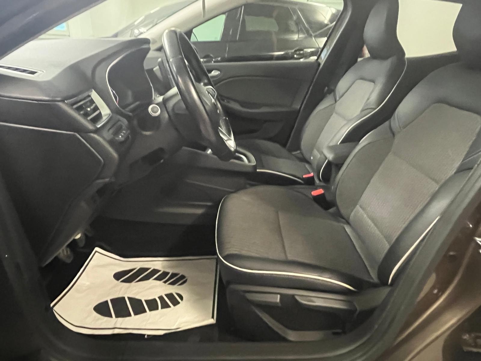 RENAULT Clio 1.0 Intens-image-8