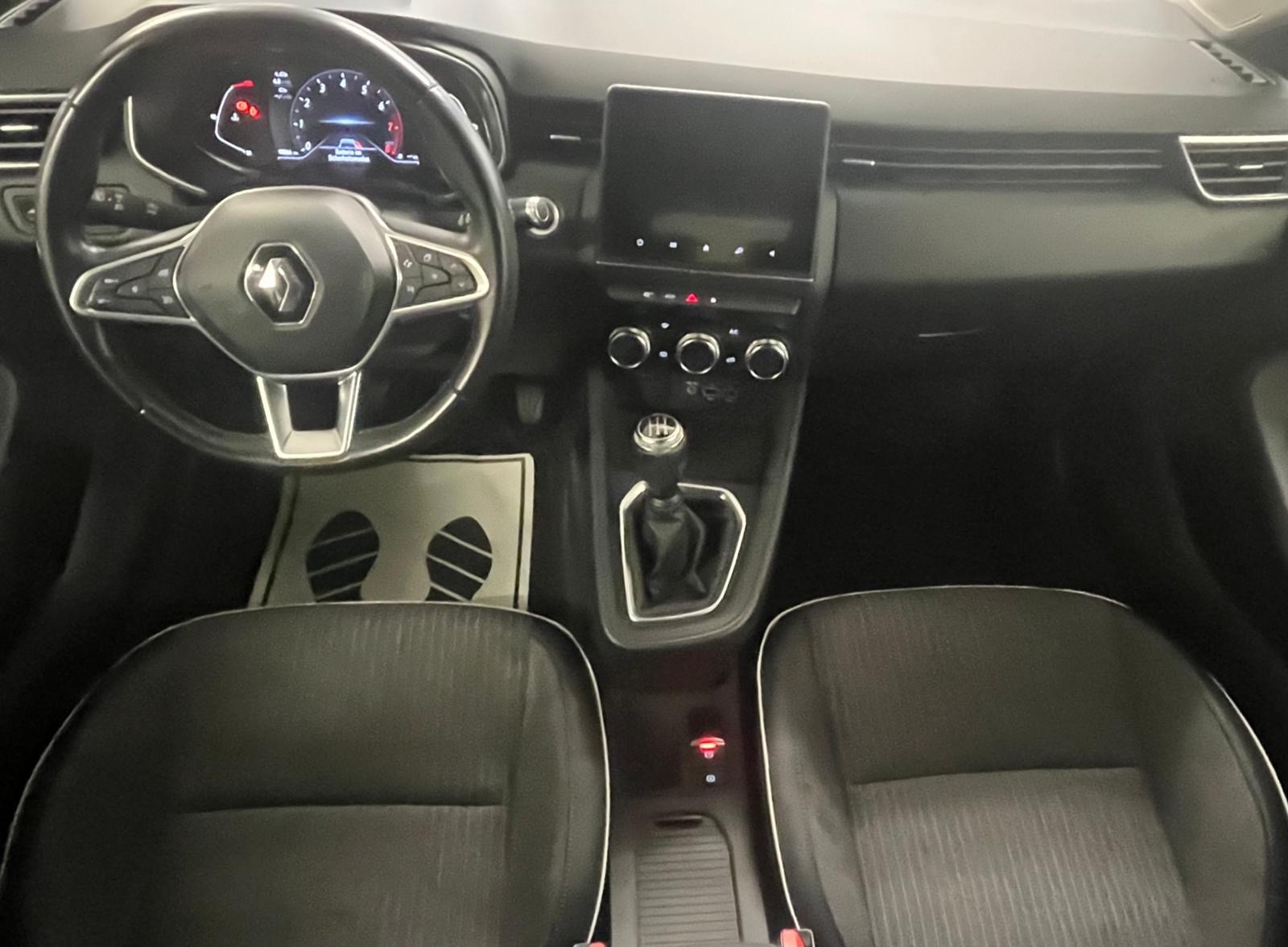 RENAULT Clio 1.0 Intens-image-12