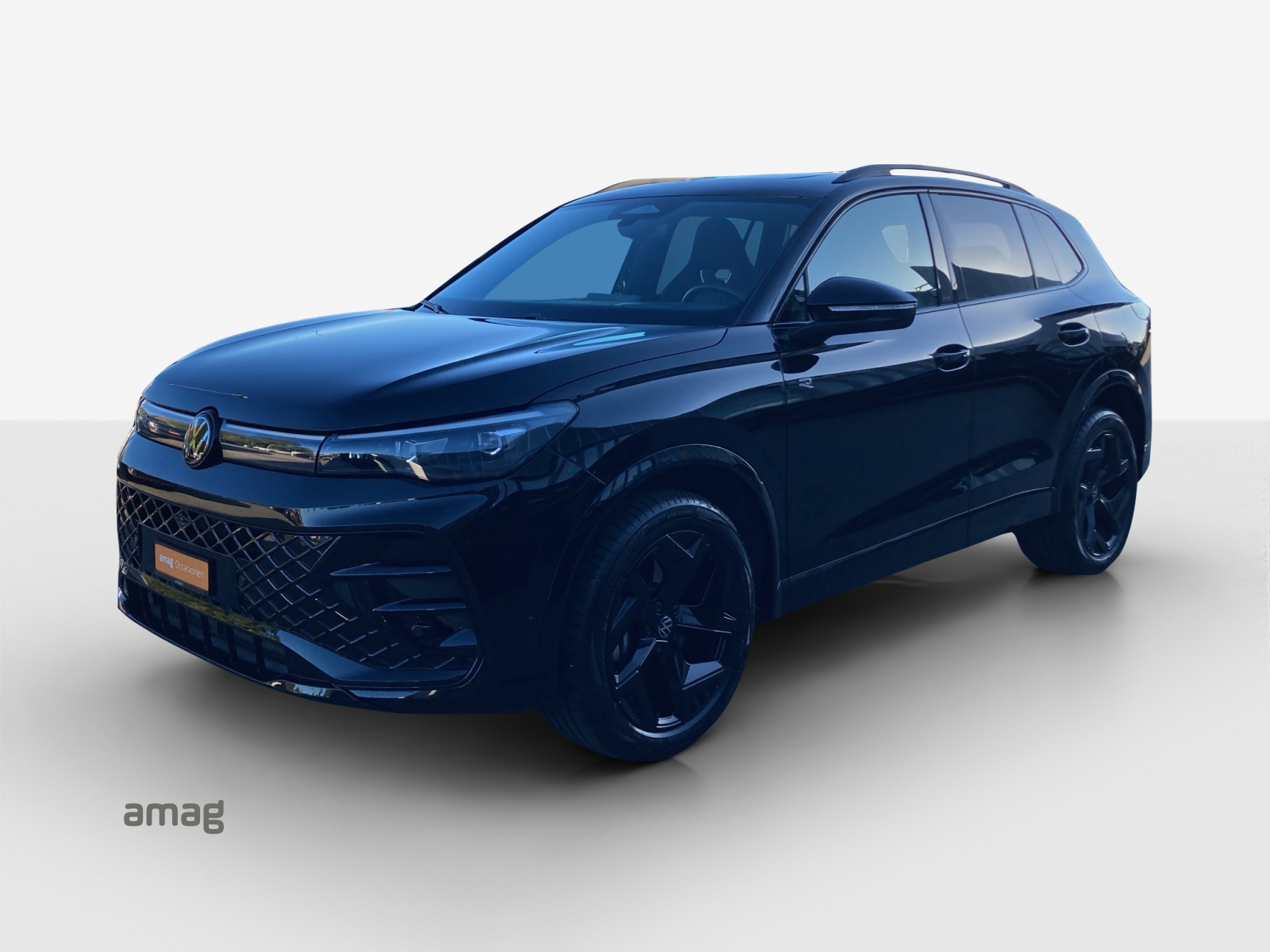 VW Tiguan 2.0 TSI DSG R-Line 4Motion-image-0