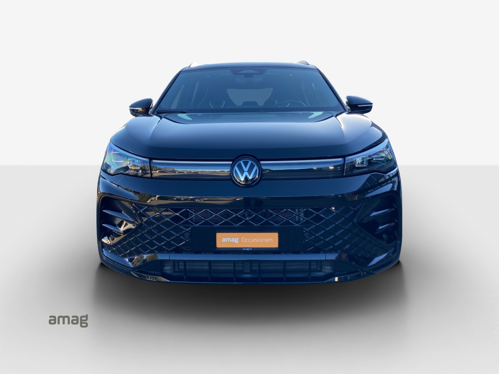 VW Tiguan 2.0 TSI DSG R-Line 4Motion-image-6