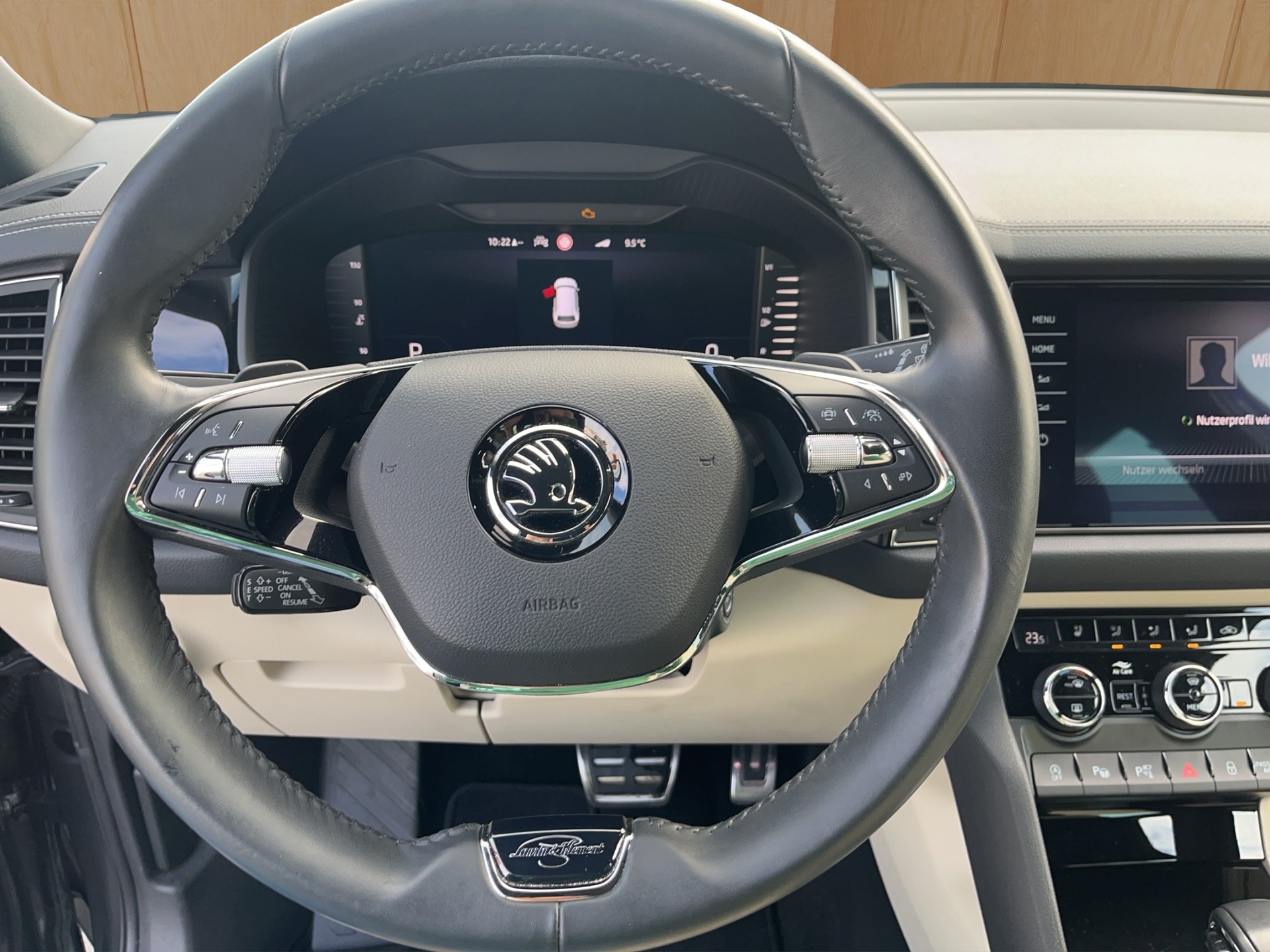 SKODA Kodiaq 2.0 TDI CR L&K 4x4 DSG-image-12