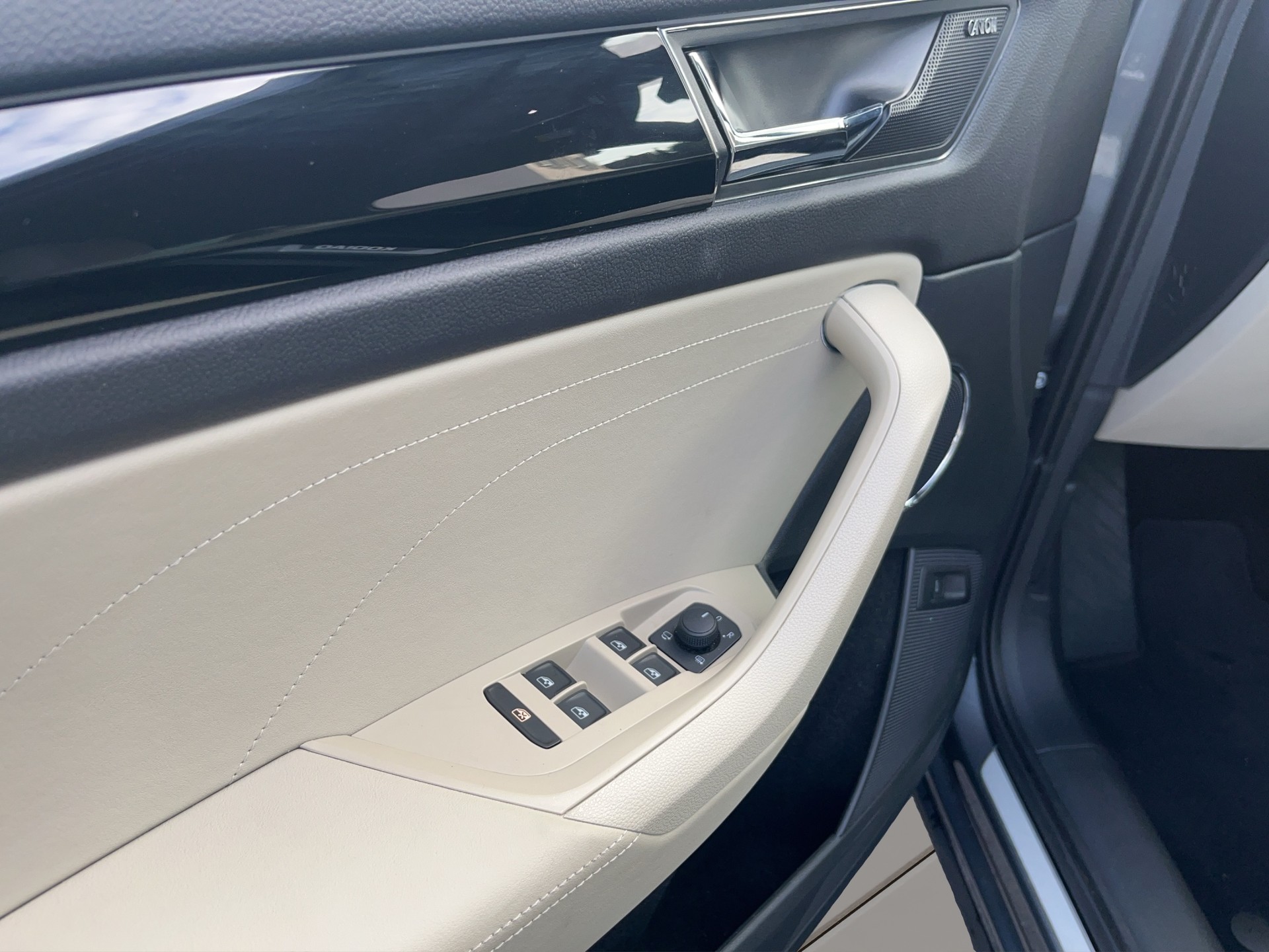 SKODA Kodiaq 2.0 TDI CR L&K 4x4 DSG-image-14