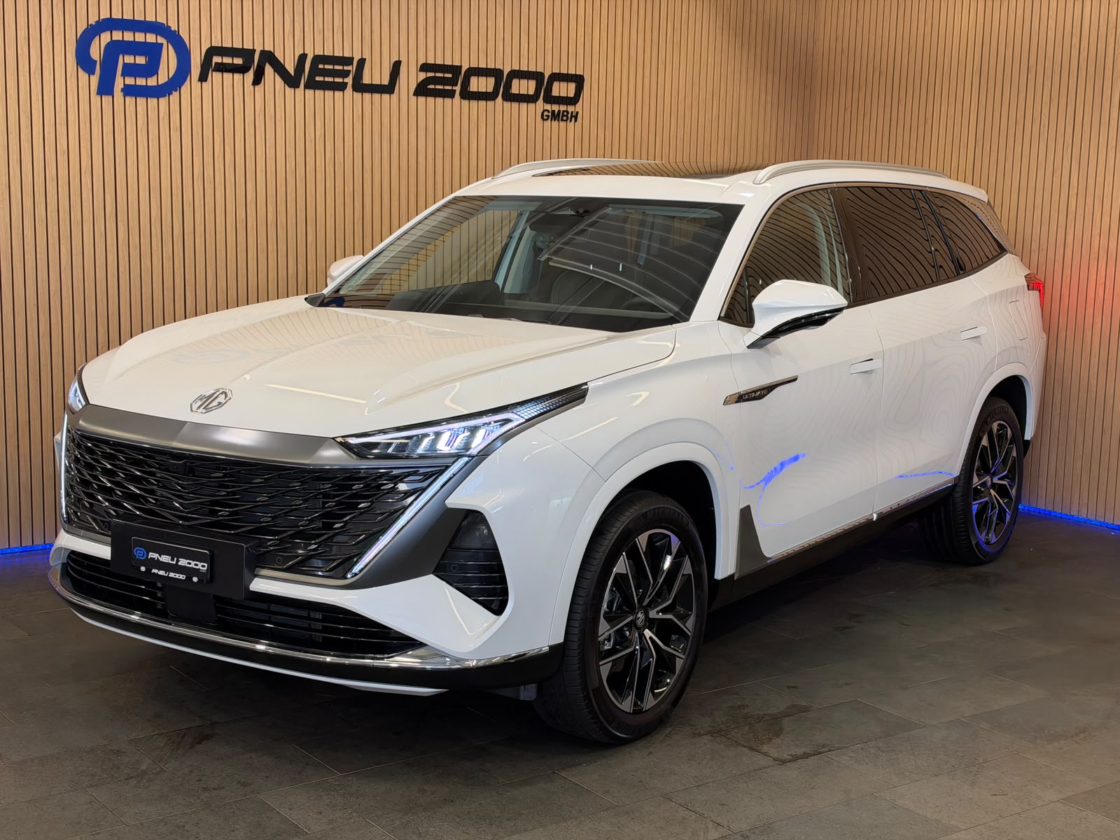 MG S9 1.5 TGDI PHEV Premium / Oxford Weiss