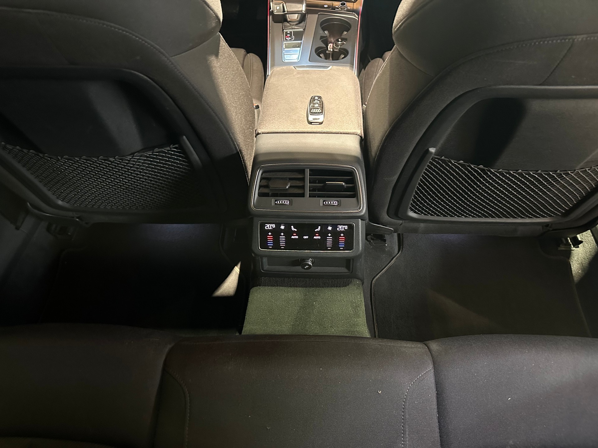 AUDI A6 Avant 45 TFSI Sport Quattro S-tronic/Inkl. 1. Jahr Garantie/Lückenlos Audi-Servicegepflegt!-image-20