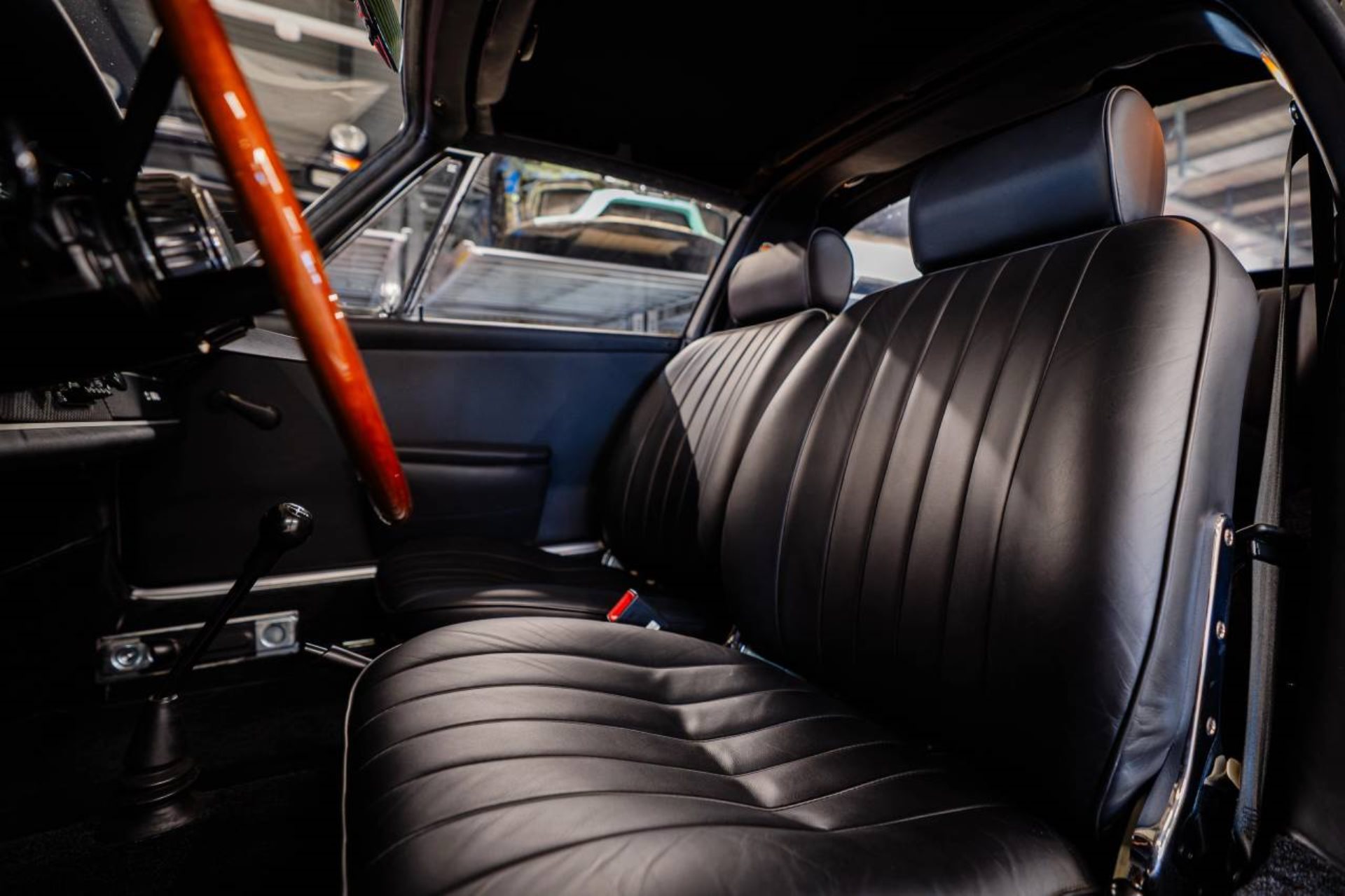 PORSCHE 911 L 2.0 Targa-image-11