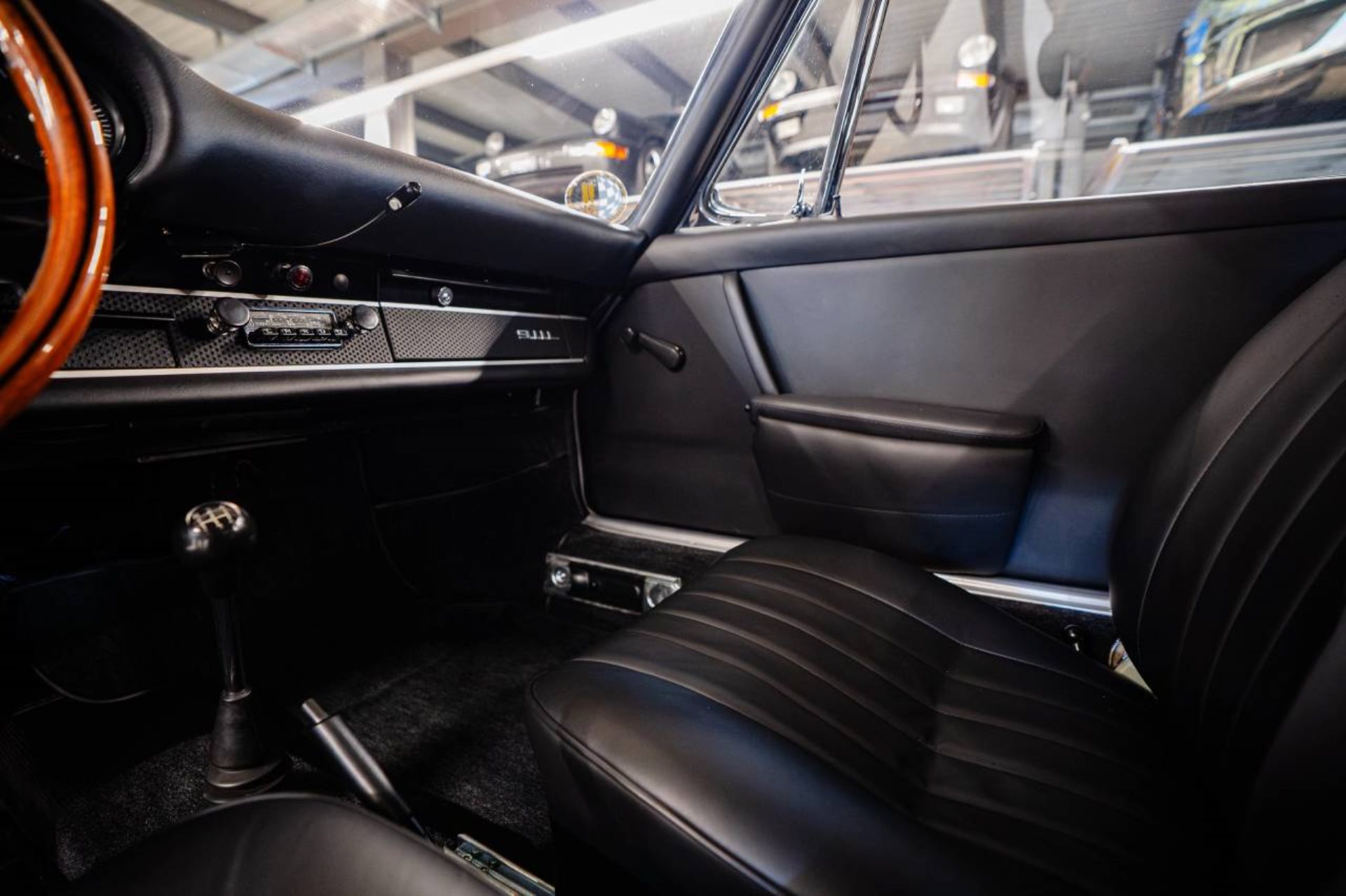 PORSCHE 911 L 2.0 Targa-image-16