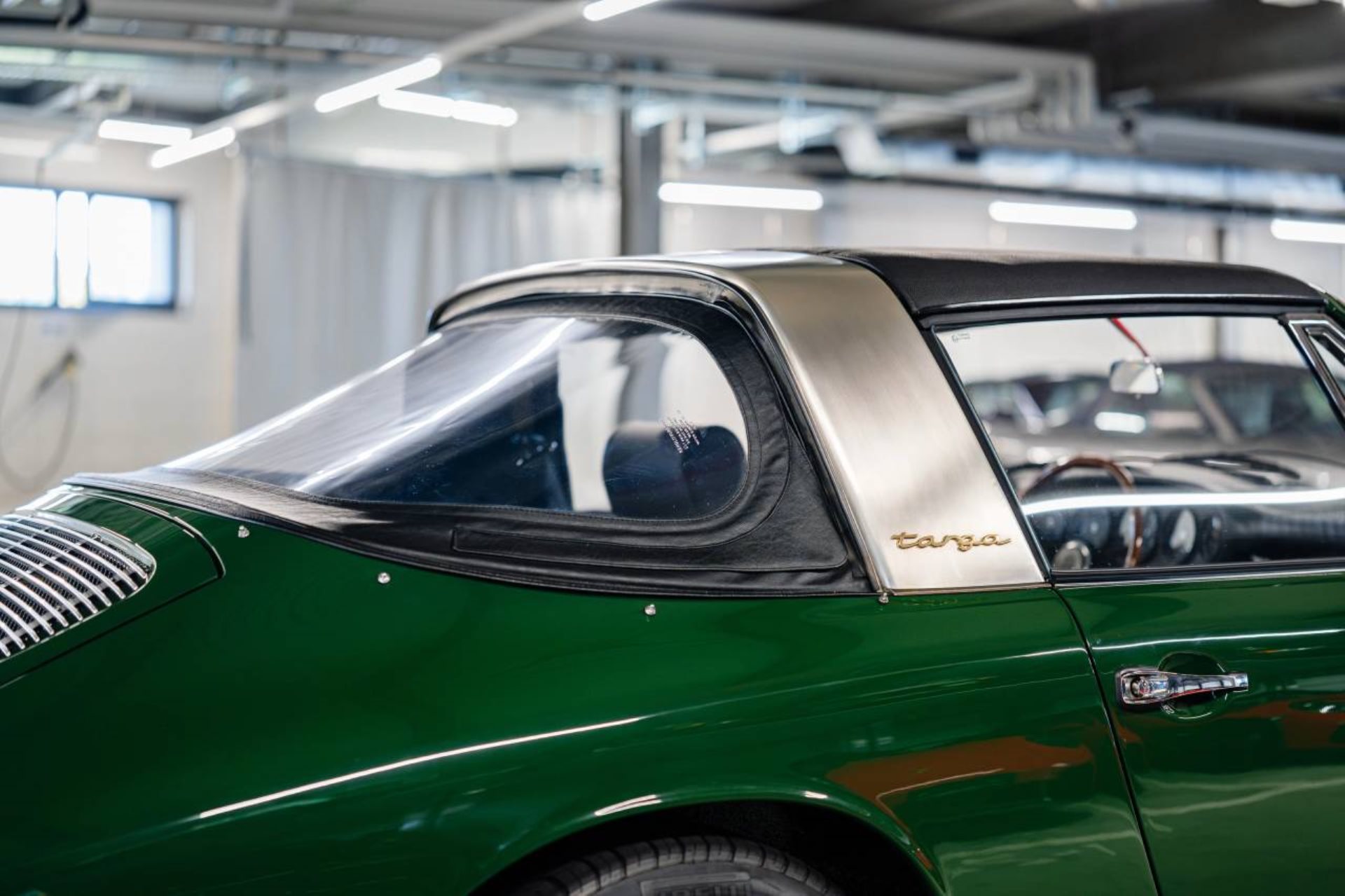 PORSCHE 911 L 2.0 Targa-image-23