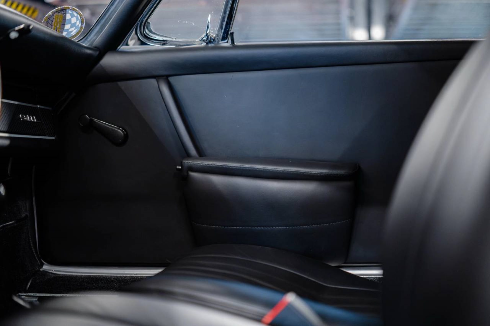 PORSCHE 911 L 2.0 Targa-image-14