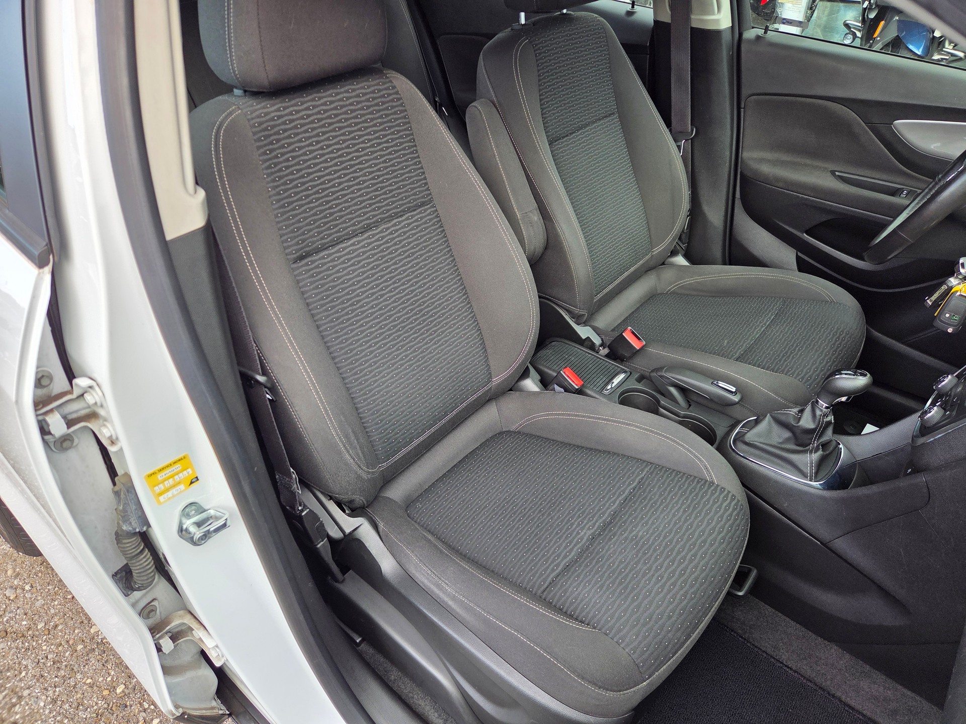 OPEL Mokka 1.4i 16V Turbo Drive 2WD-image-12