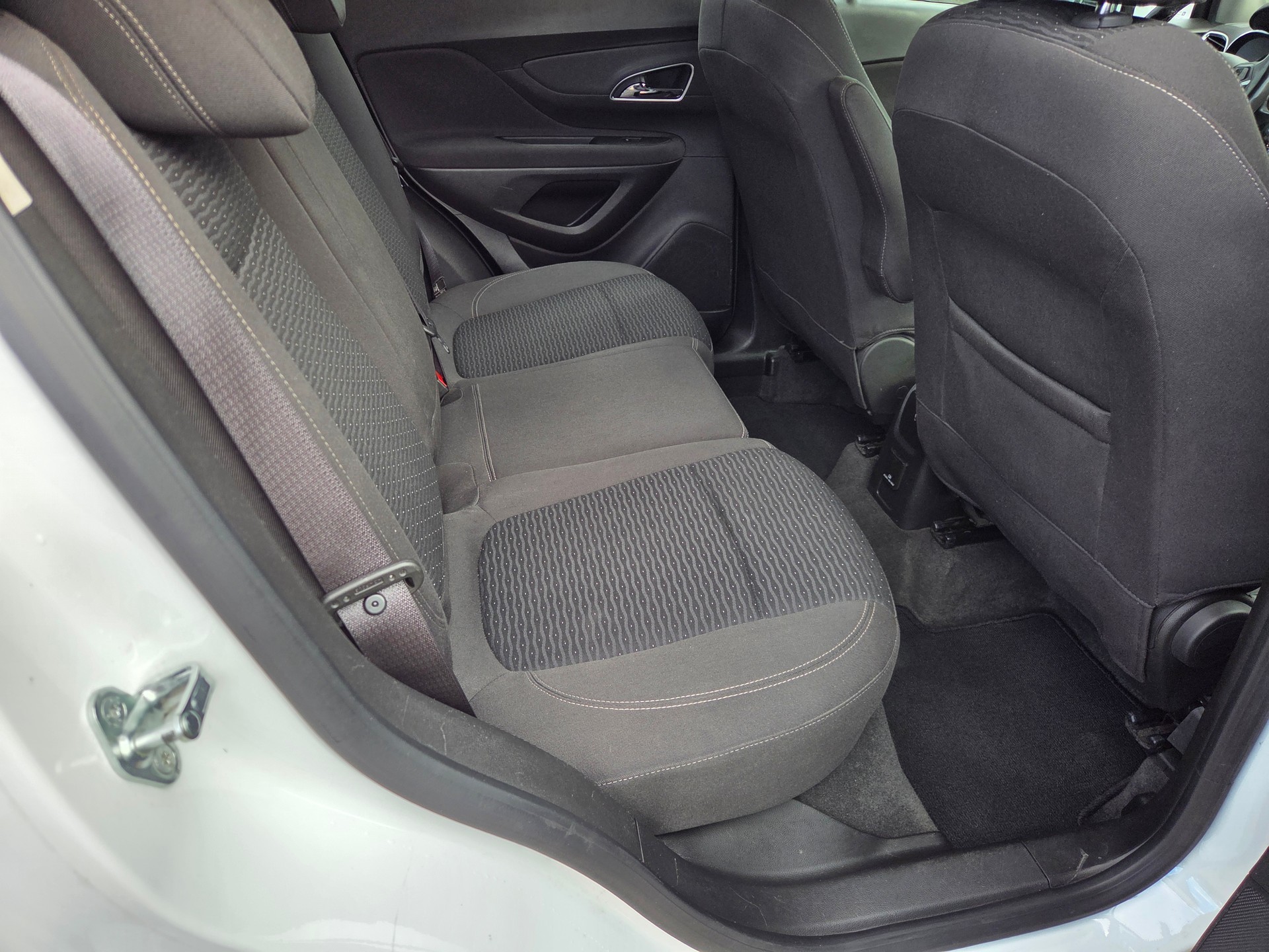 OPEL Mokka 1.4i 16V Turbo Drive 2WD-image-13