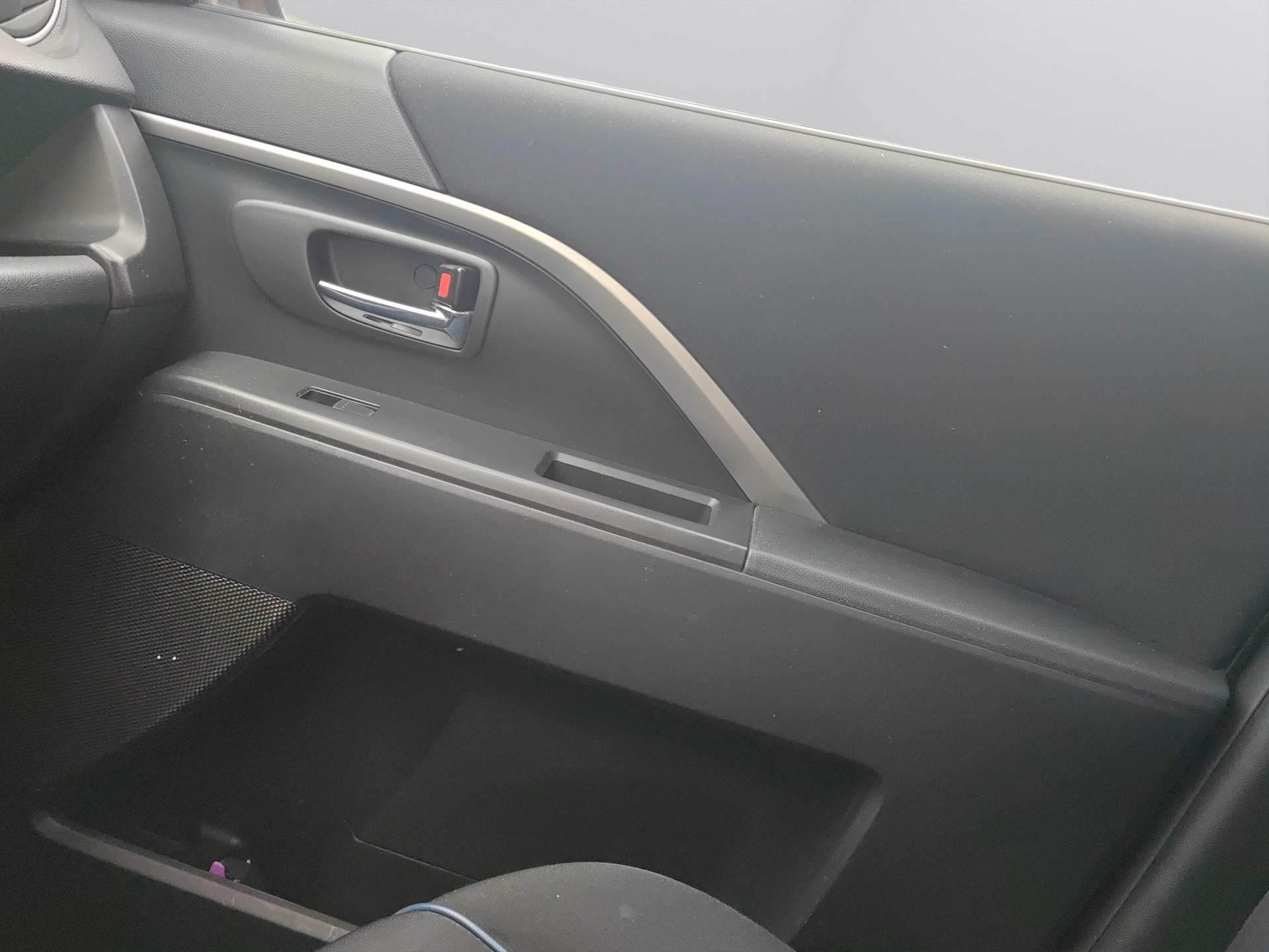 MAZDA 5 2.0 16V Sport-image-15