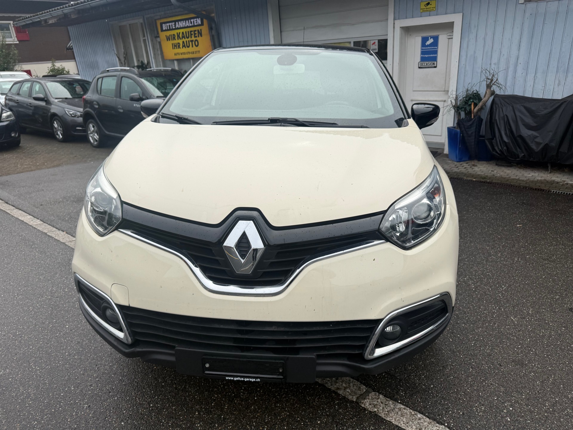 RENAULT Captur 1.2 T 16V Privilège EDC-image-1