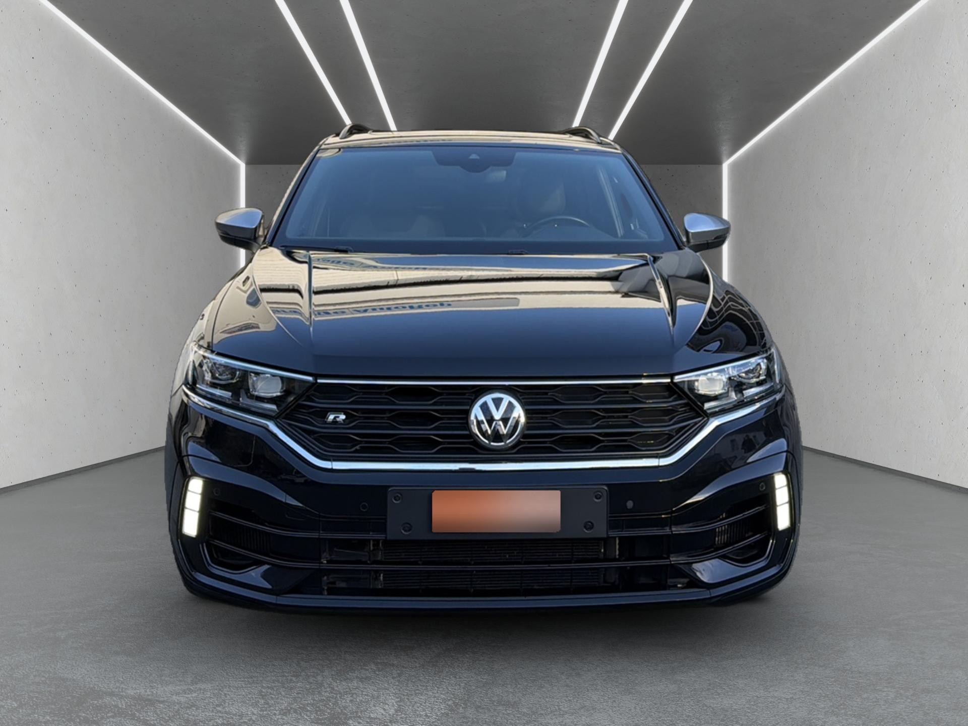 VW T-Roc 2.0 TSI R DSG 4Motion-image-1