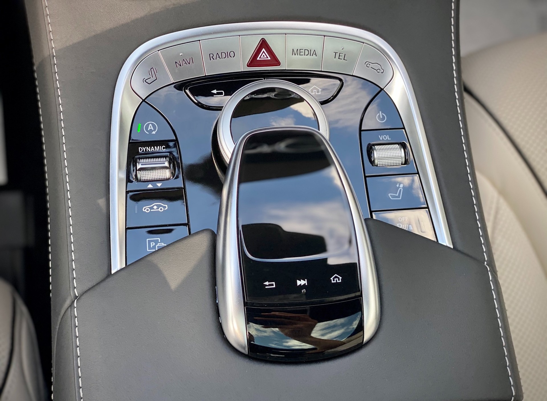 MERCEDES-BENZ S 400 d L 4Matic 9G-Tronic - Véhicule Suisse (CH)-image-13