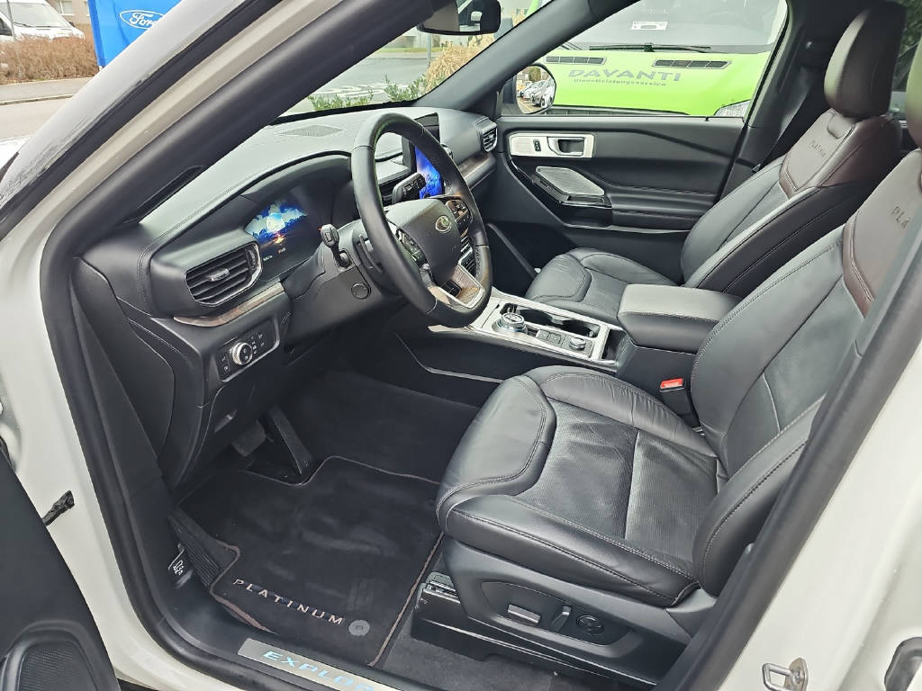 FORD Explorer 3.0 V6 Plug-in Hybrid Platinum-image-5