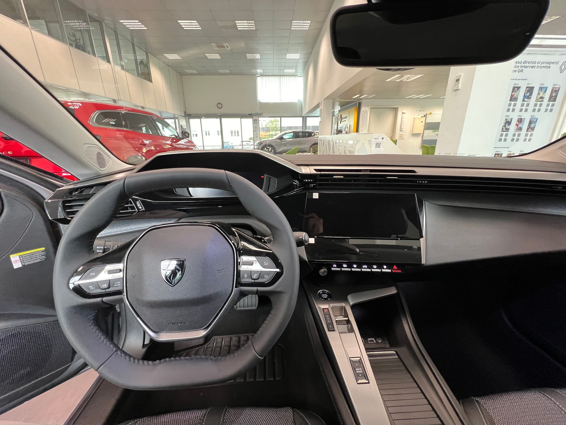 PEUGEOT 308 1.6 PHEV 180 Allure Pack-image-9