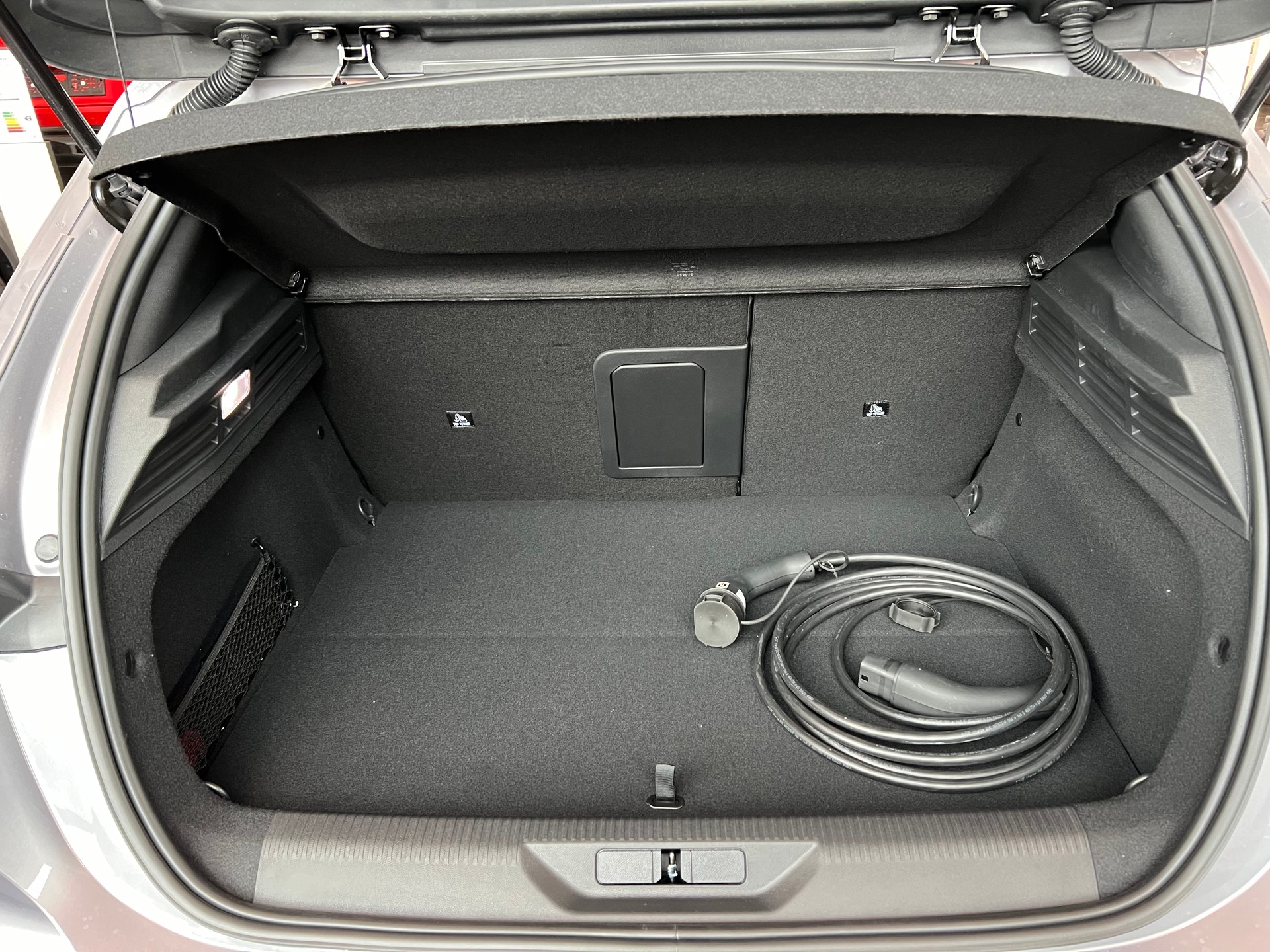 PEUGEOT 308 1.6 PHEV 180 Allure Pack-image-14