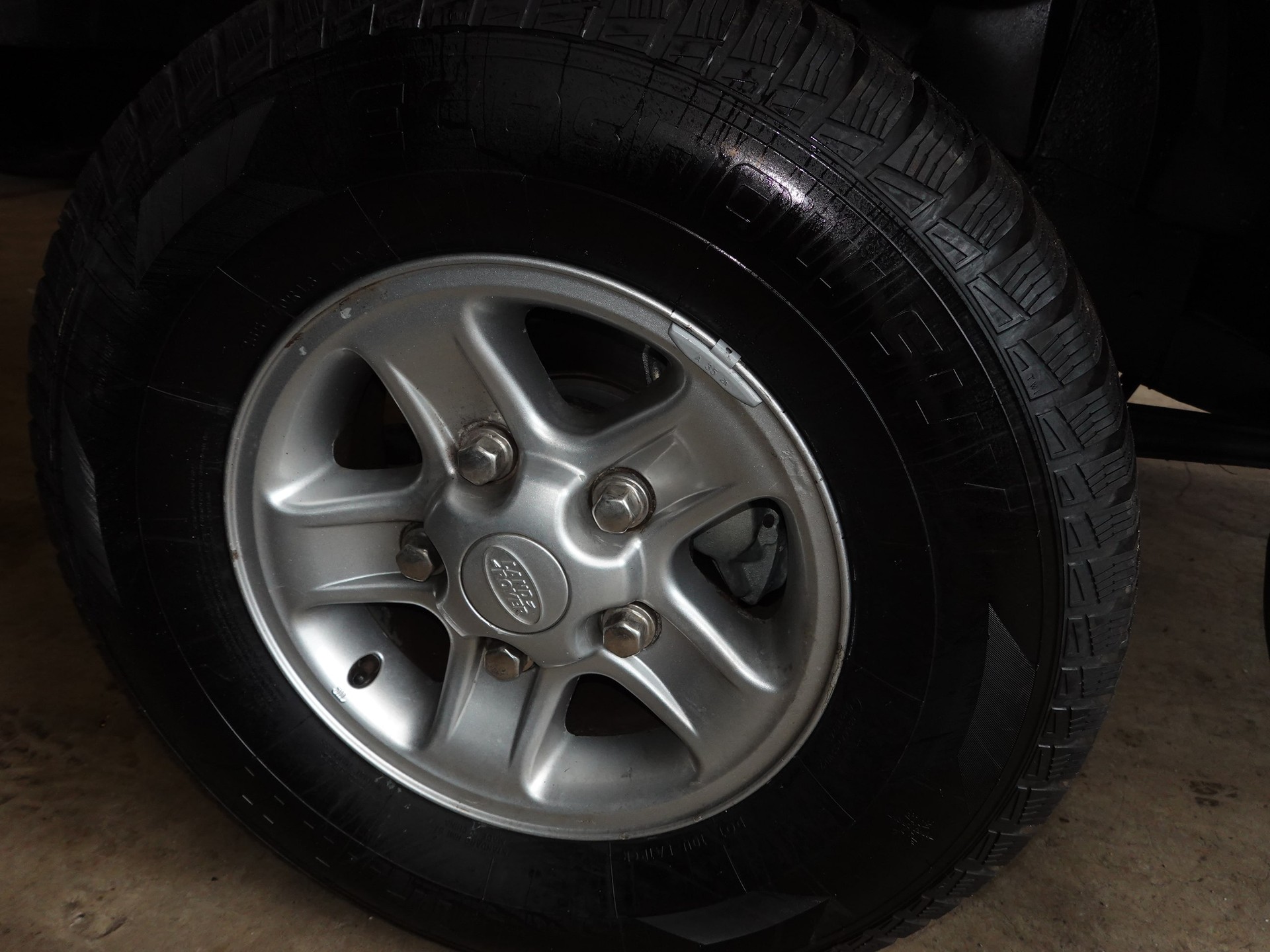 LAND ROVER Defender 90 SW 2.5 Td5-image-9