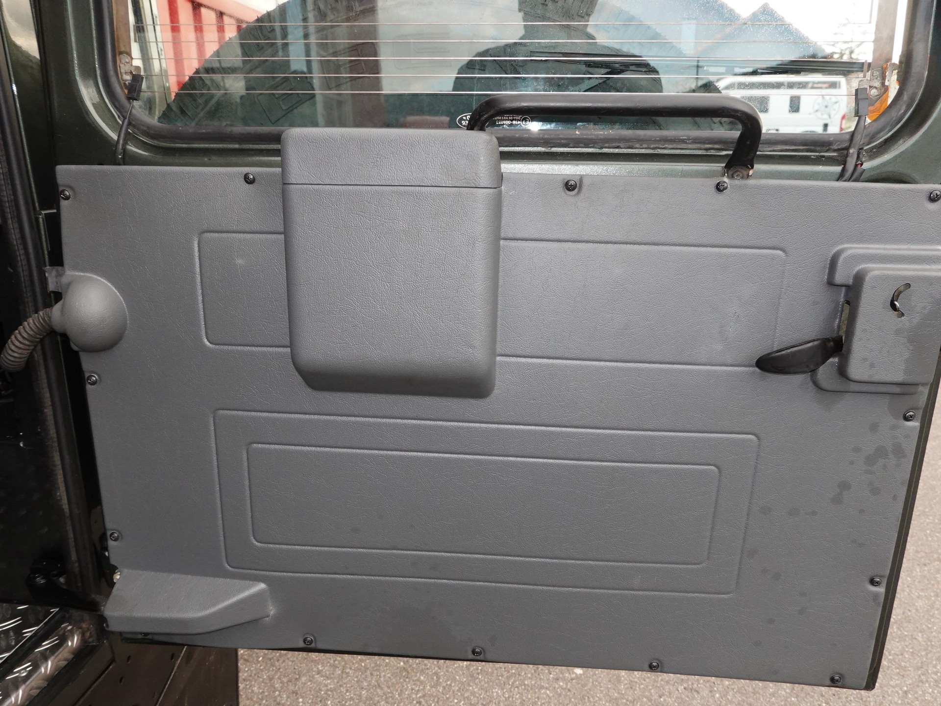 LAND ROVER Defender 90 SW 2.5 Td5-image-2