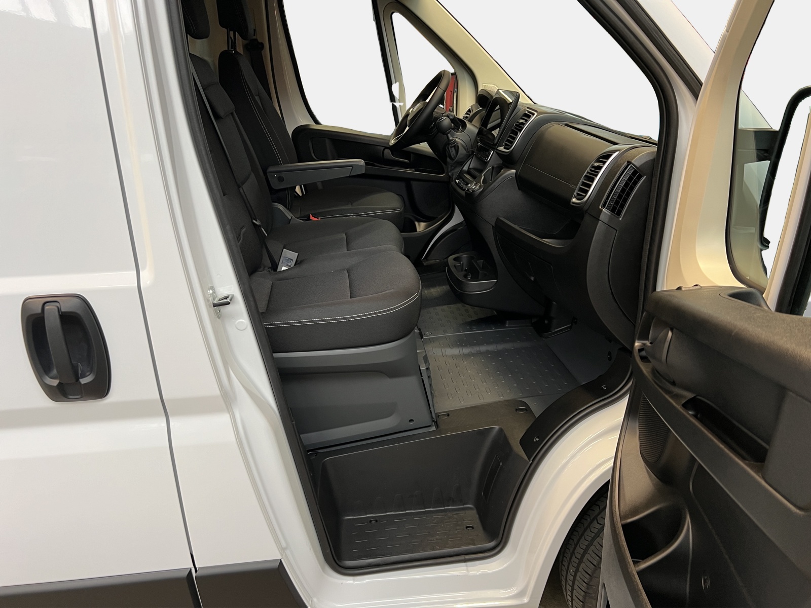 FIAT Ducato Kaw 2.2D/140 290 35 3450 H2 L2-image-9