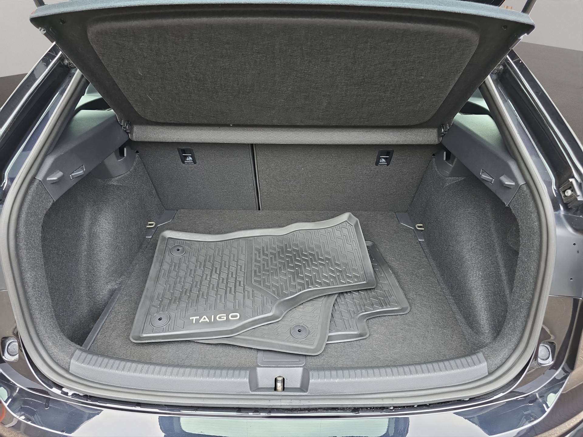 VW Taigo 1.0 TSI R-Line DSG-image-12
