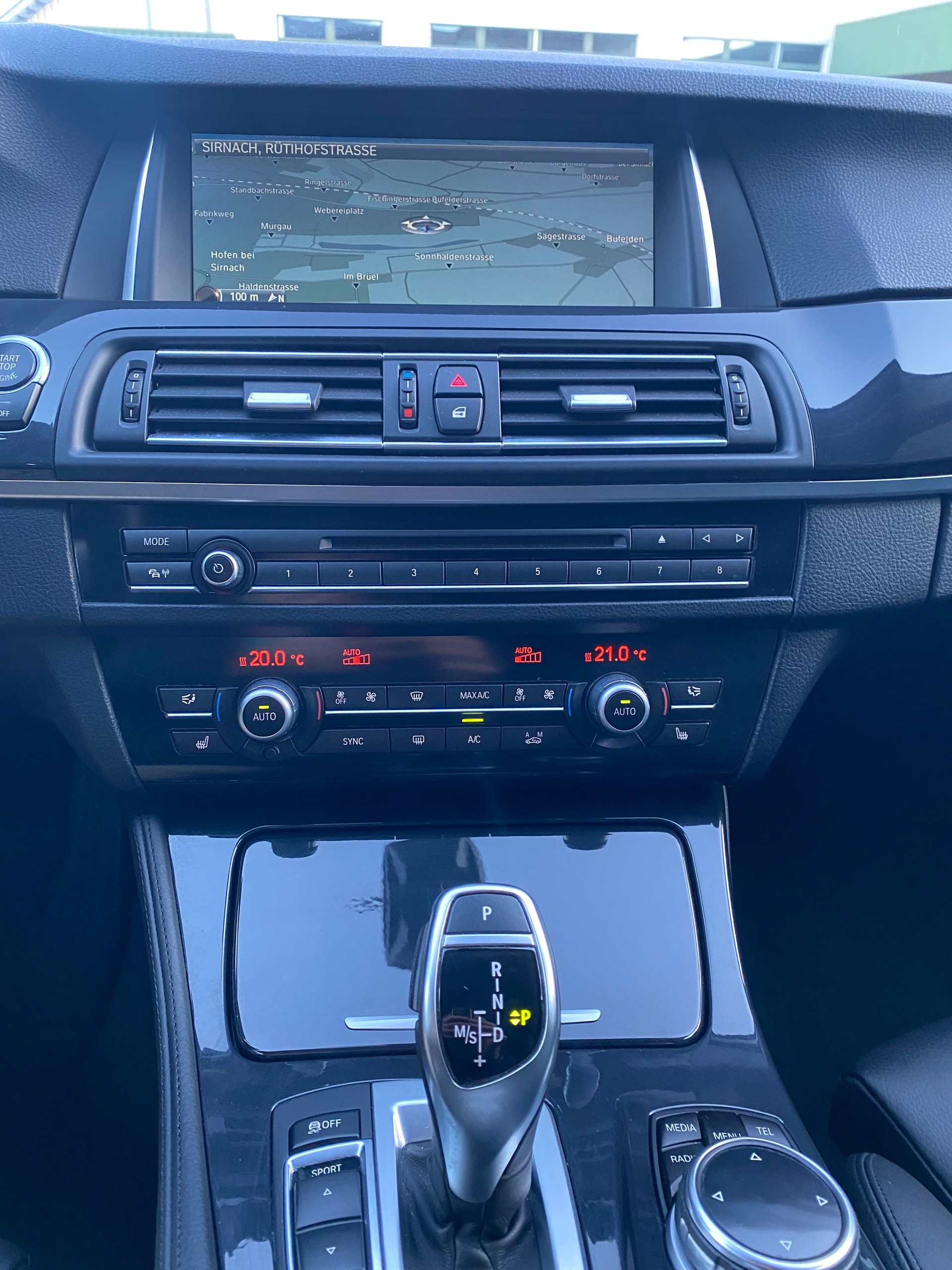 BMW 525d Touring xDrive Steptronic-image-8