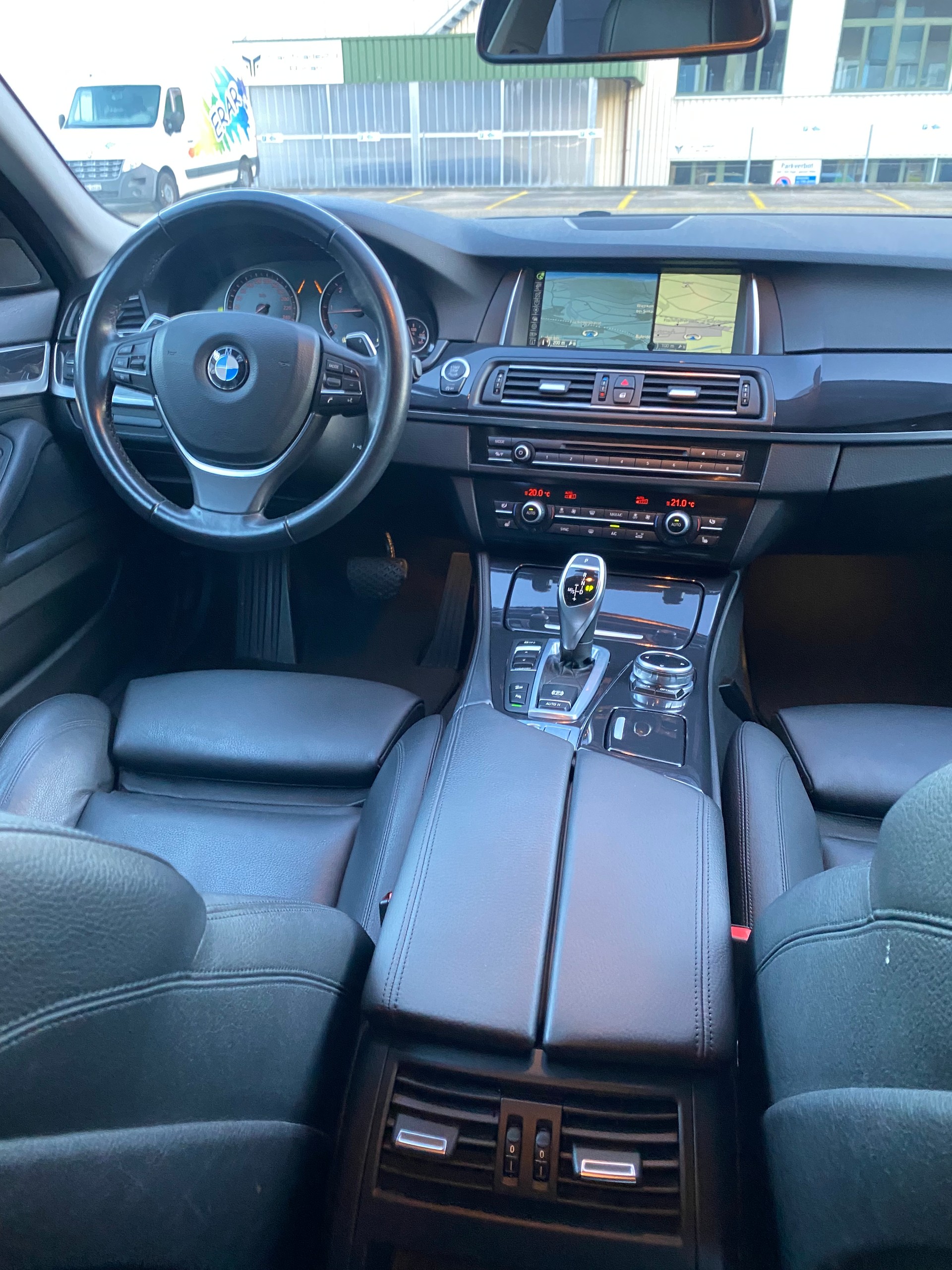 BMW 525d Touring xDrive Steptronic-image-11