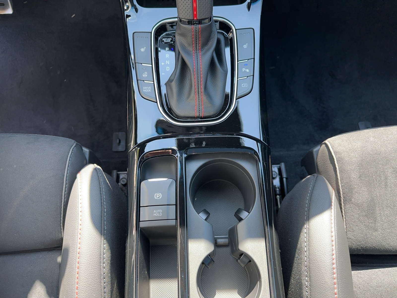 HYUNDAI i30 W 1.5 T-GDi N LineDCT-image-18