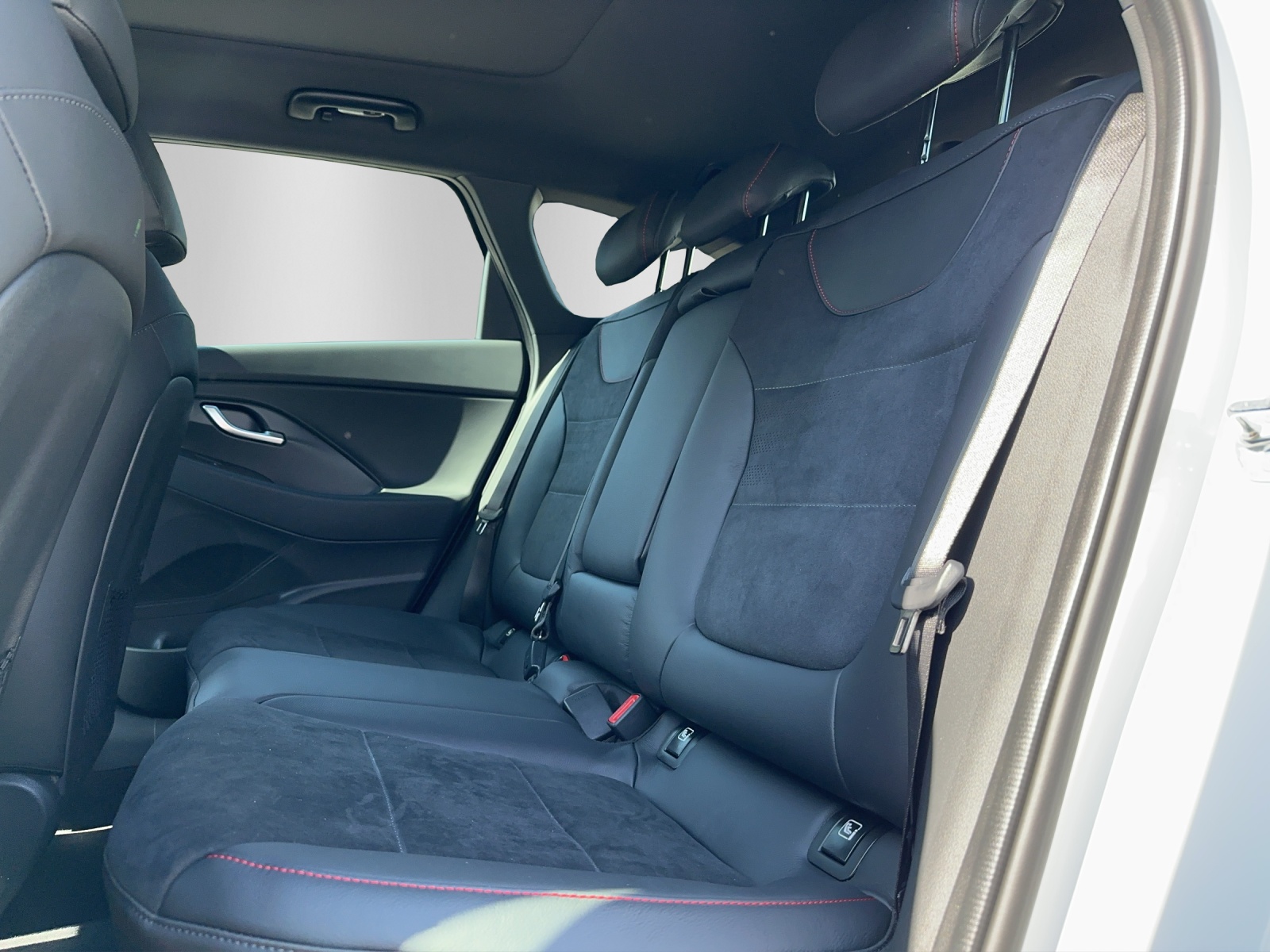 HYUNDAI i30 W 1.5 T-GDi N LineDCT-image-10