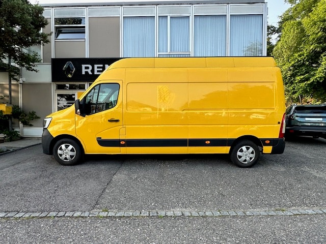 RENAULT Master T35 2.3dCi 135 L3H3-image-0