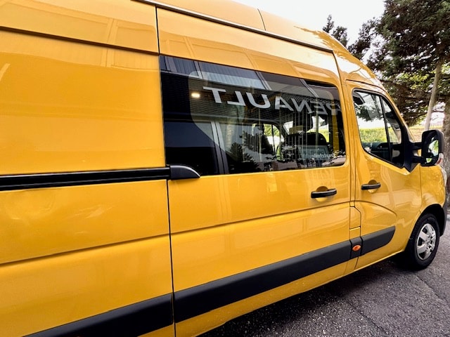 RENAULT Master T35 2.3dCi 135 L3H3-image-10