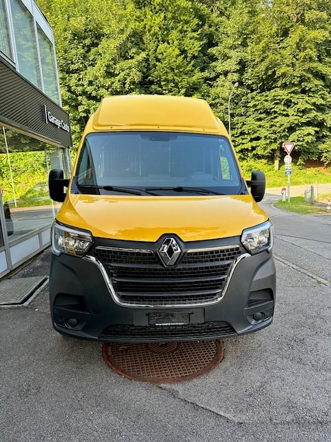 RENAULT Master T35 2.3dCi 135 L3H3-image-1