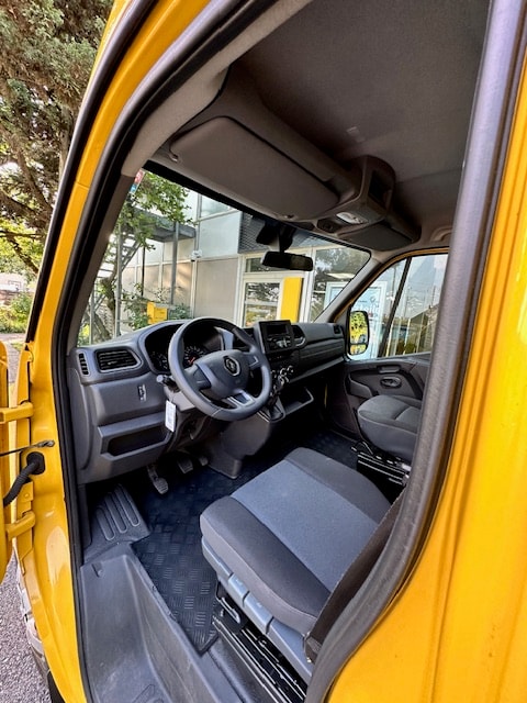 RENAULT Master T35 2.3dCi 135 L3H3-image-12