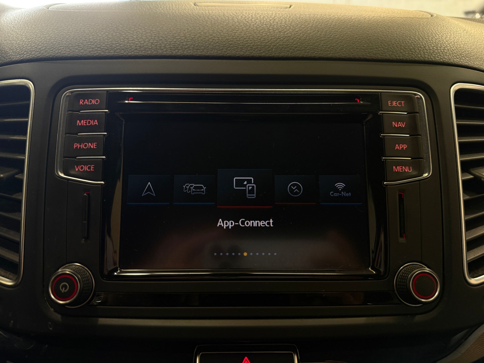 VW Sharan 2.0 TDI BMT Highline 7-Sitze 4Motion DSG-image-16