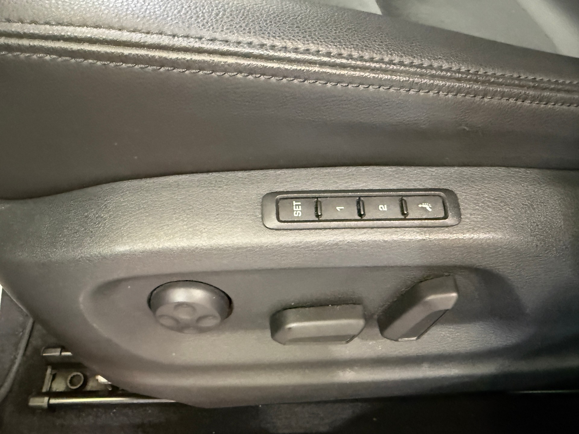 VW Sharan 2.0 TDI BMT Highline 7-Sitze 4Motion DSG-image-18