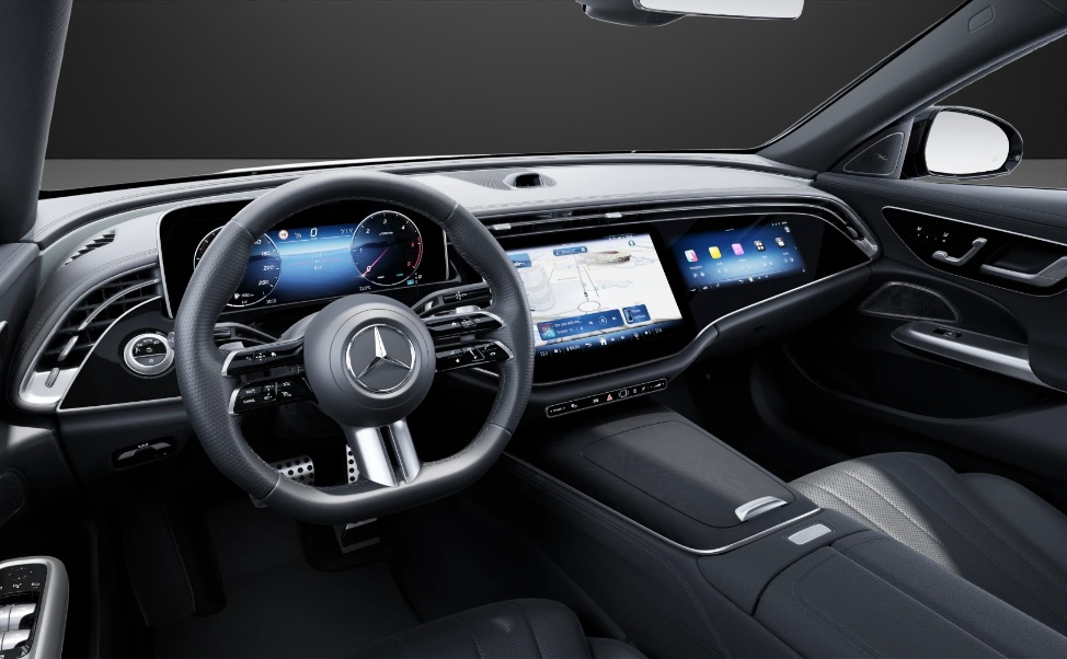 MERCEDES-BENZ E 220 d 4Matic 9G-Tronic-image-5
