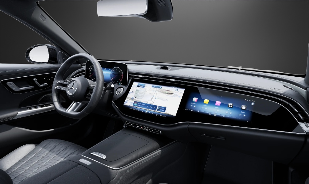 MERCEDES-BENZ E 220 d 4Matic 9G-Tronic-image-7