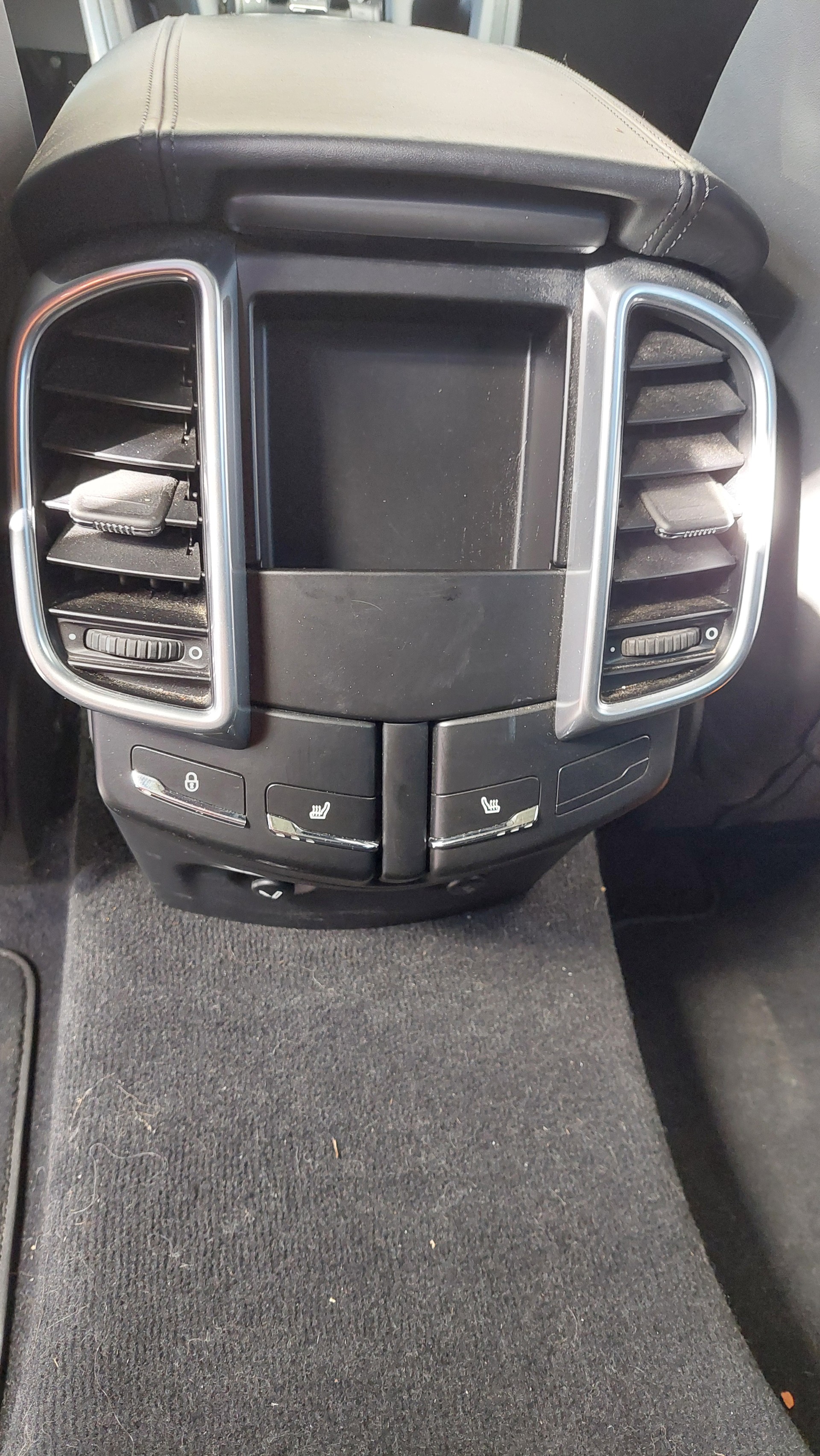 PORSCHE Cayenne S Diesel-image-9