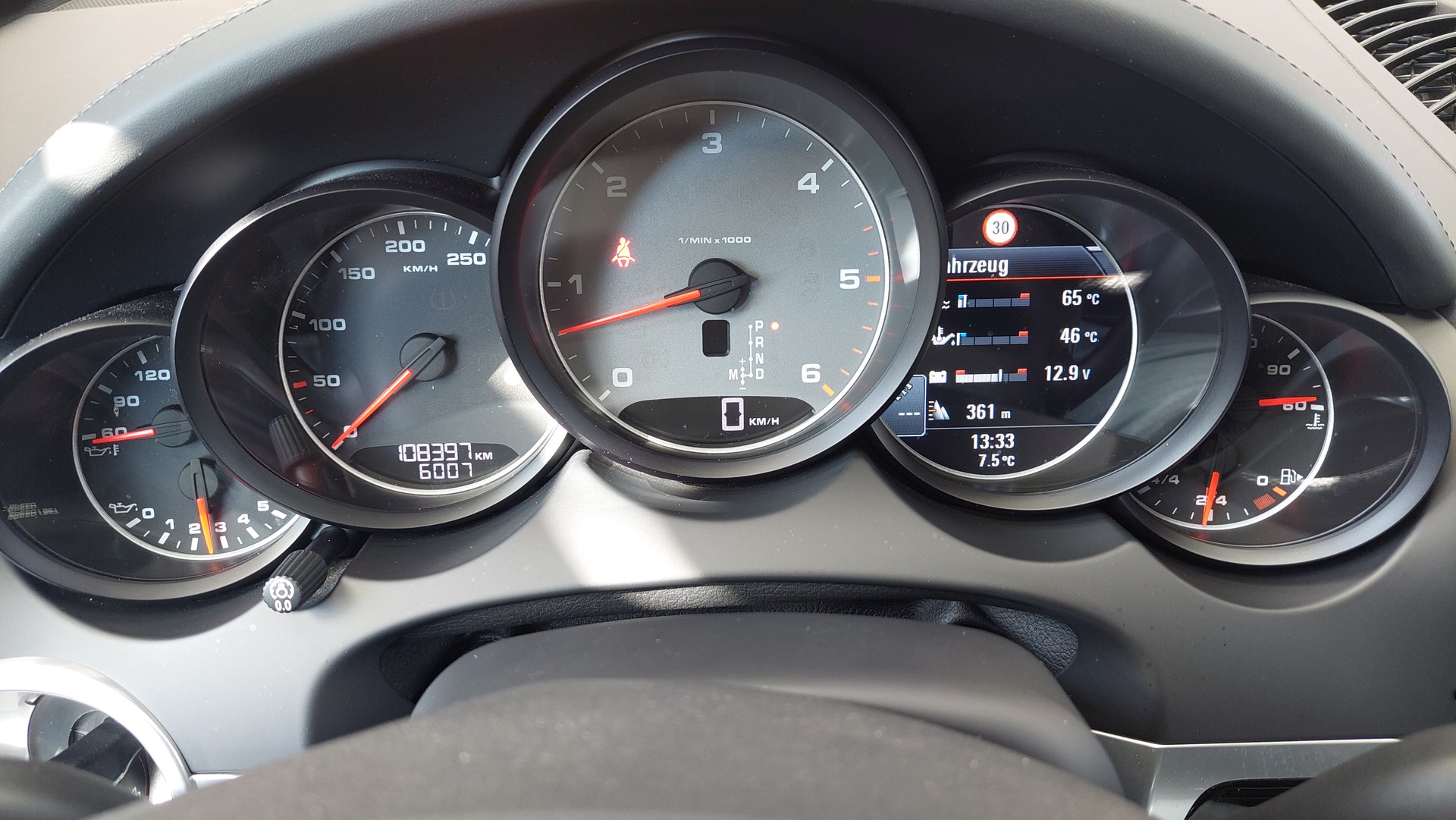 PORSCHE Cayenne S Diesel-image-7