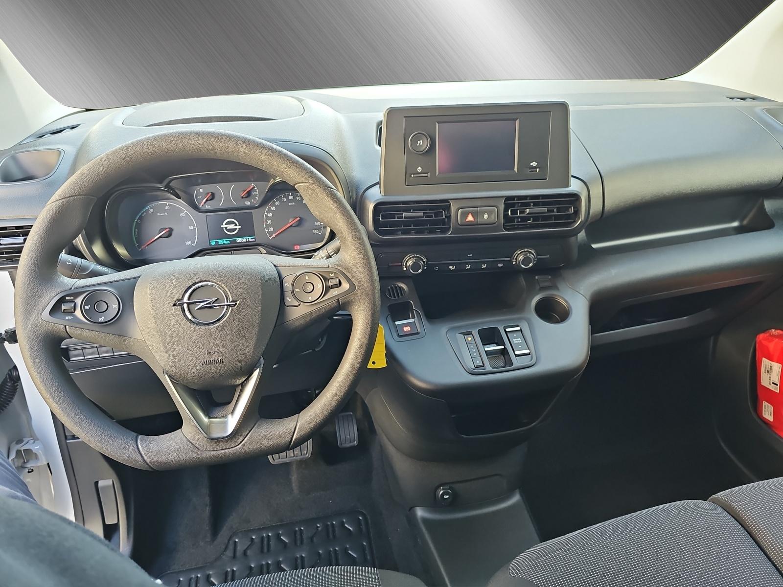 OPEL Combo-e Cargo 2.4 t Electric-image-11