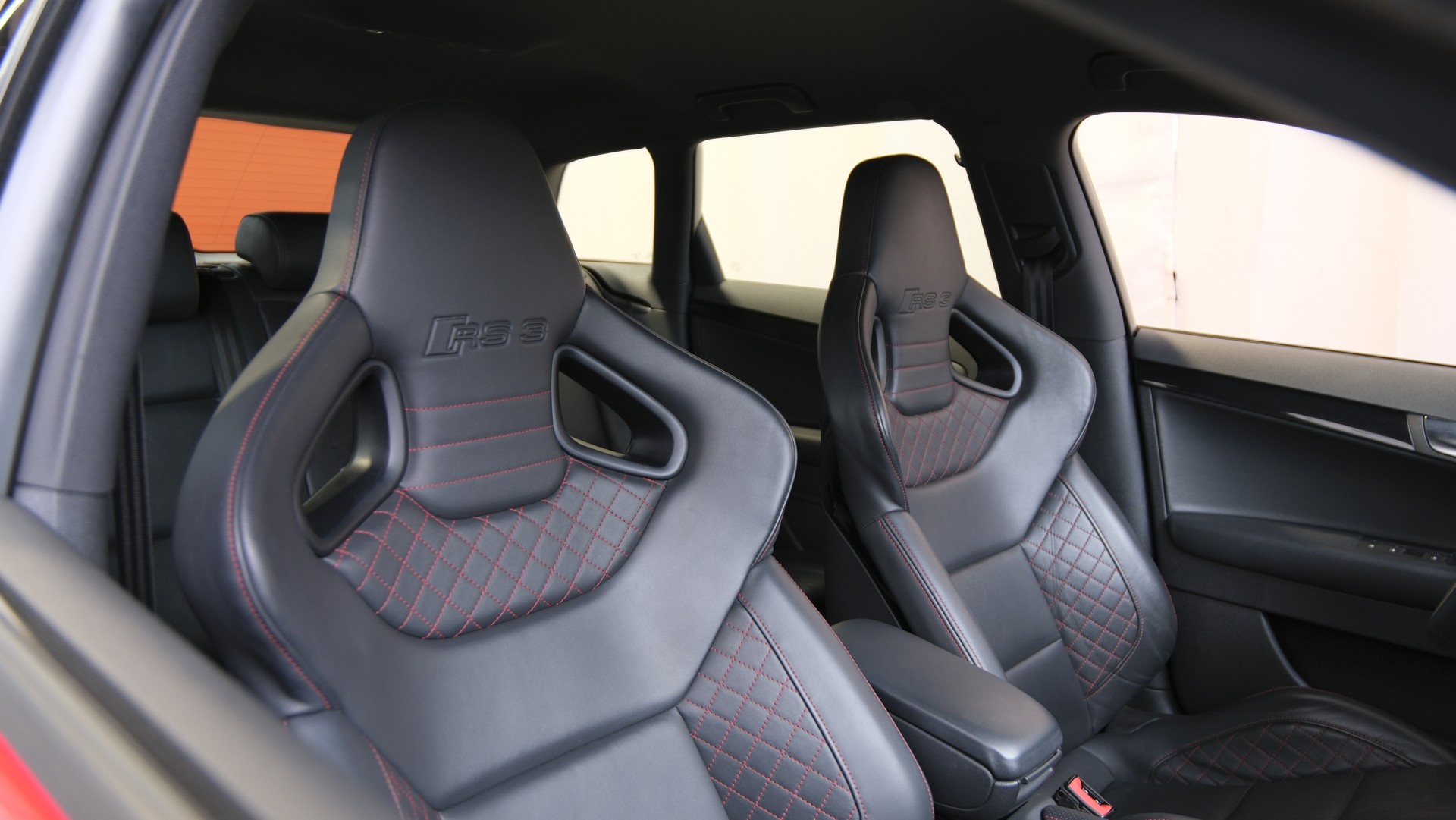 AUDI RS3 Sportback 2.5 TFSI quattro S-tronic-image-3