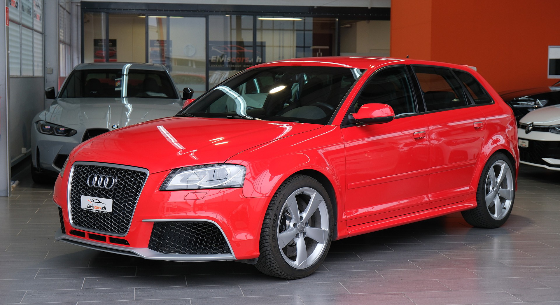 AUDI RS3 Sportback 2.5 TFSI quattro S-tronic-image-2