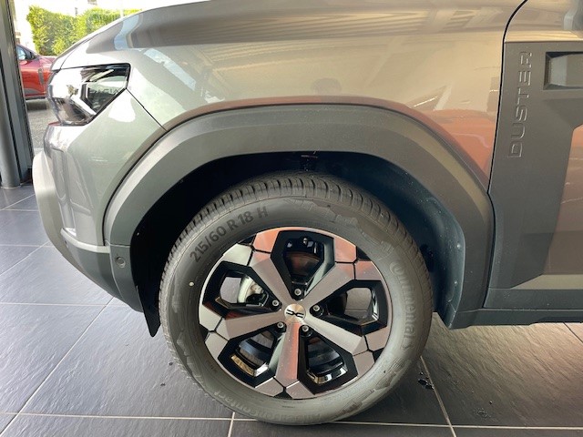 DACIA Duster TCe 130 48V Journey 4x4-image-4