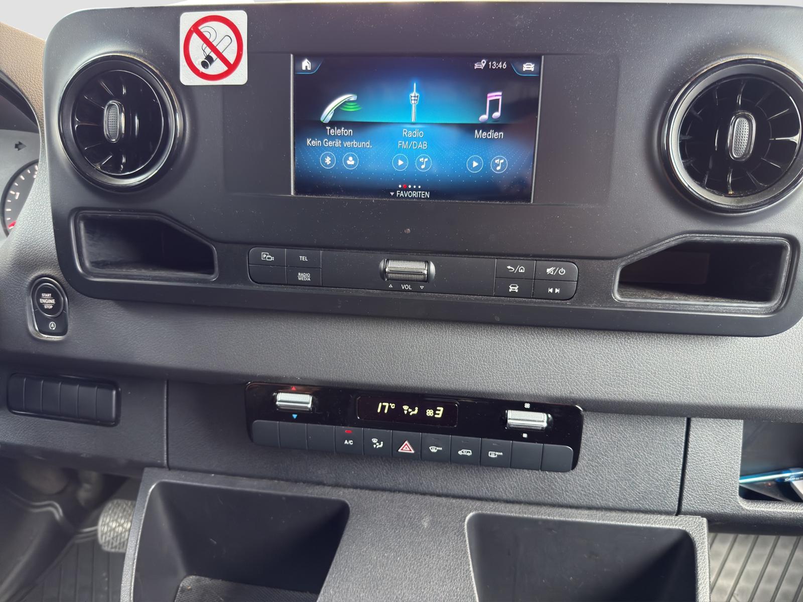 MERCEDES-BENZ Sprinter 314 CDI Standard 9G-TRONIC FWD-image-16