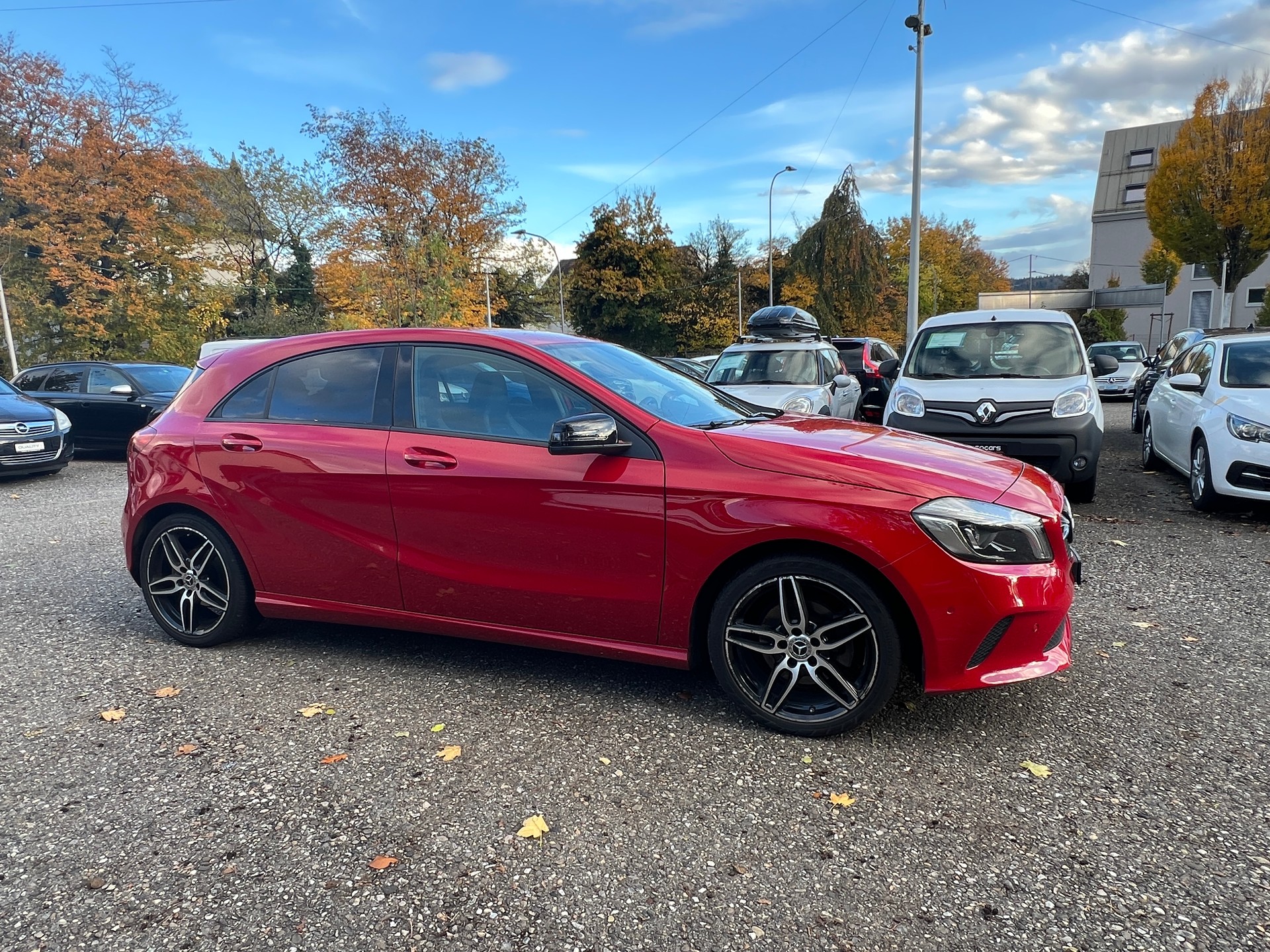 MERCEDES-BENZ A 200 Style 7G-DCT-image-5