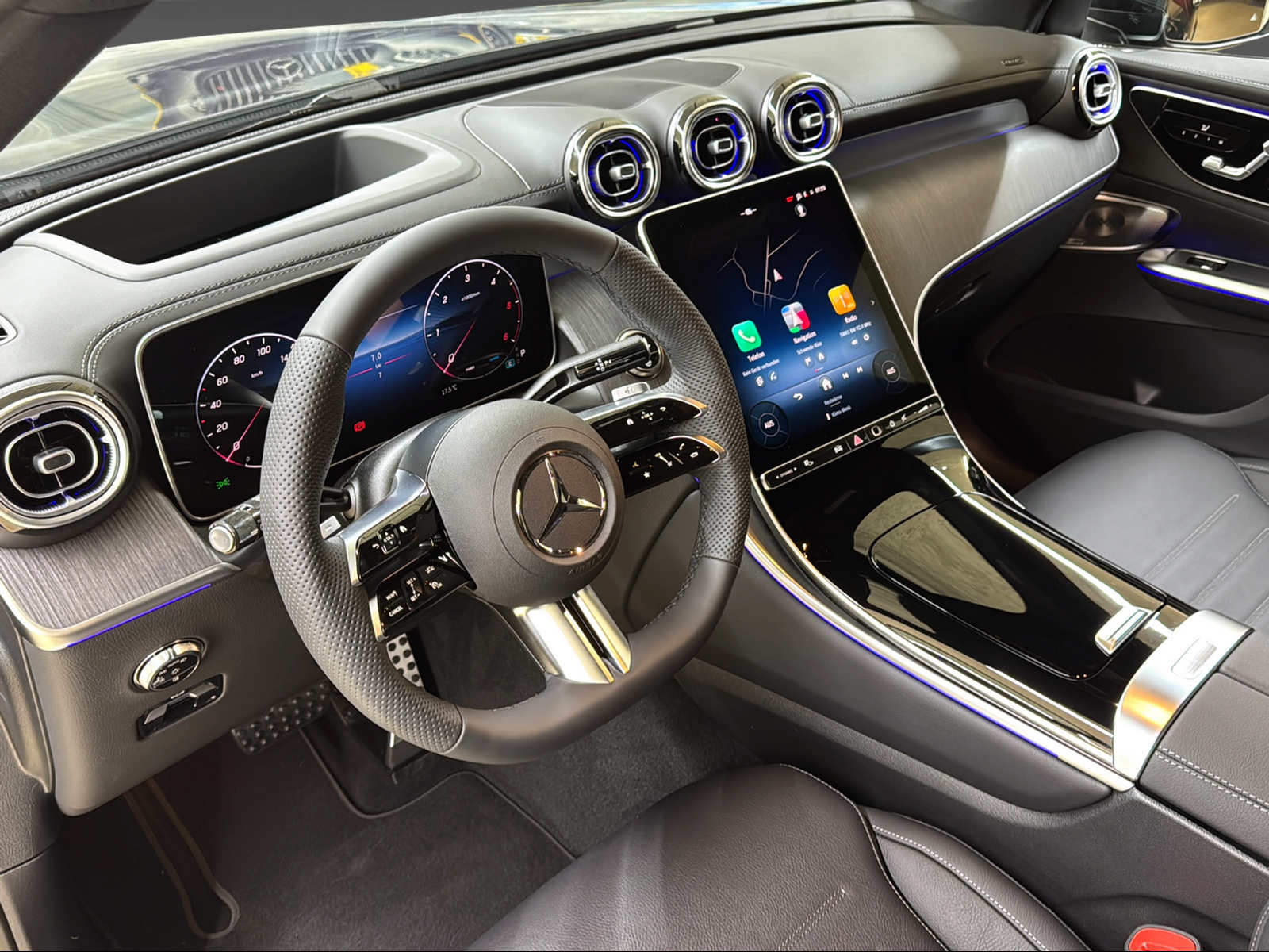 MERCEDES-BENZ GLC 220 d 4Matic-image-6