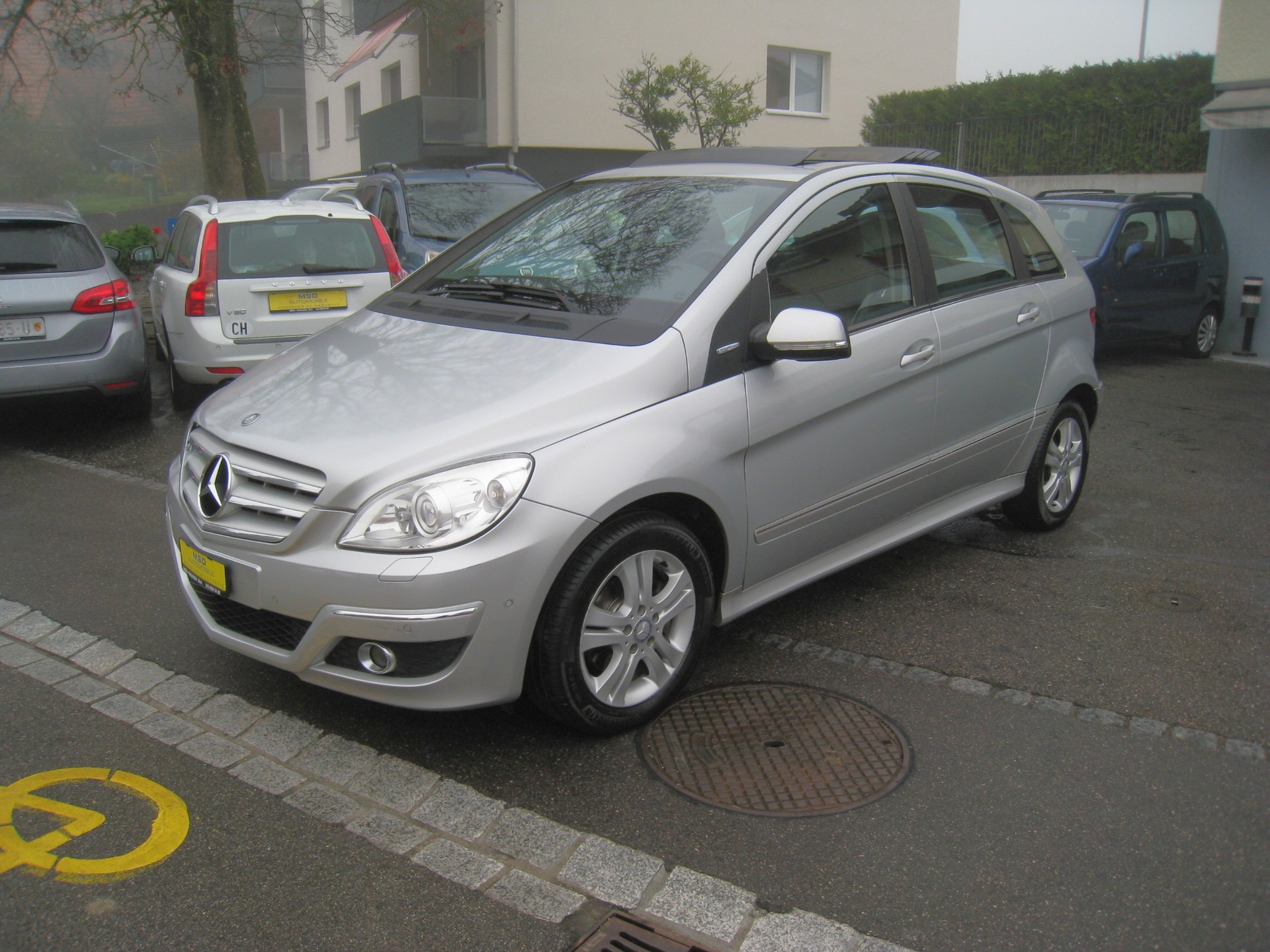 MERCEDES-BENZ B 180 (170) NGT BlueEfficiency Autotronic-image-0